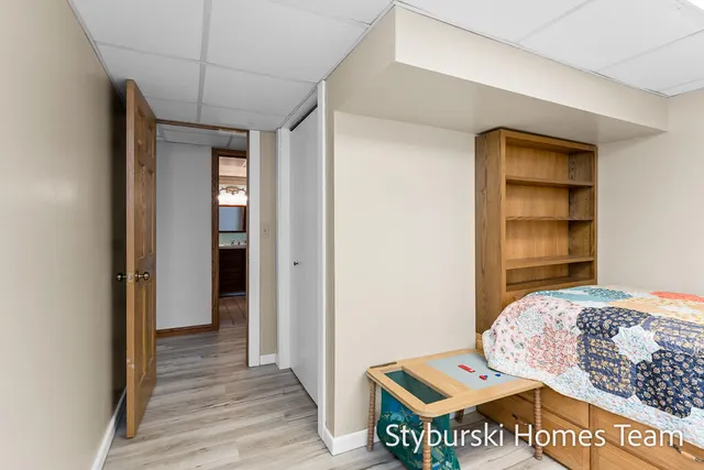 $900,000 | 226 North 176th Avenue, Walkerville, MI 49459