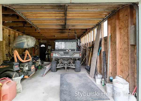 $900,000 | 226 North 176th Avenue, Walkerville, MI 49459