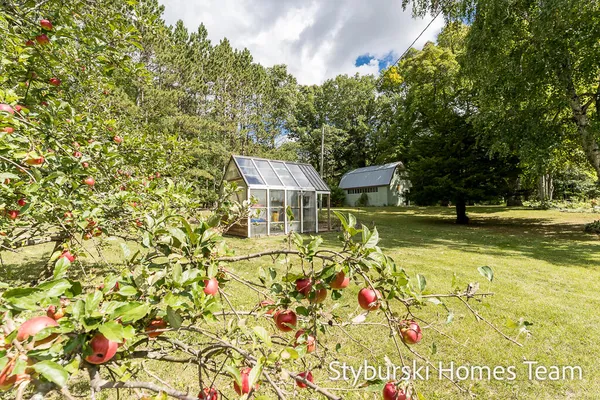 $600,000 | 226 North 176th Avenue, Walkerville, MI 49459