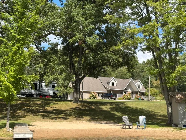 $600,000 | 226 North 176th Avenue, Walkerville, MI 49459