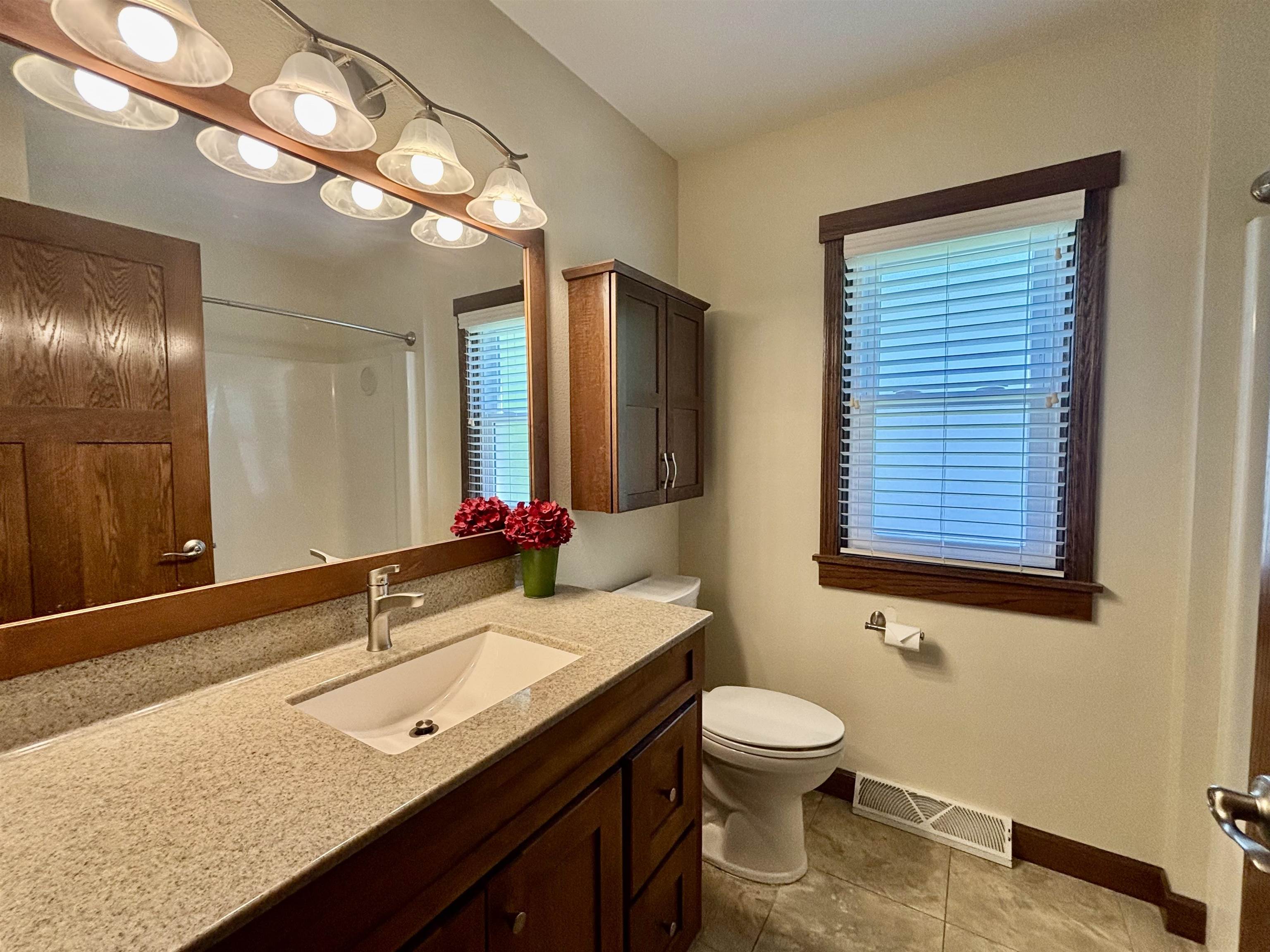 910 Riverview Court Marshall, WI 53559 - Photo 25 of 33