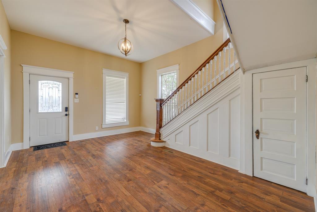 720 West Pecan Street Coleman, TX 76834 - Photo 3 of 40