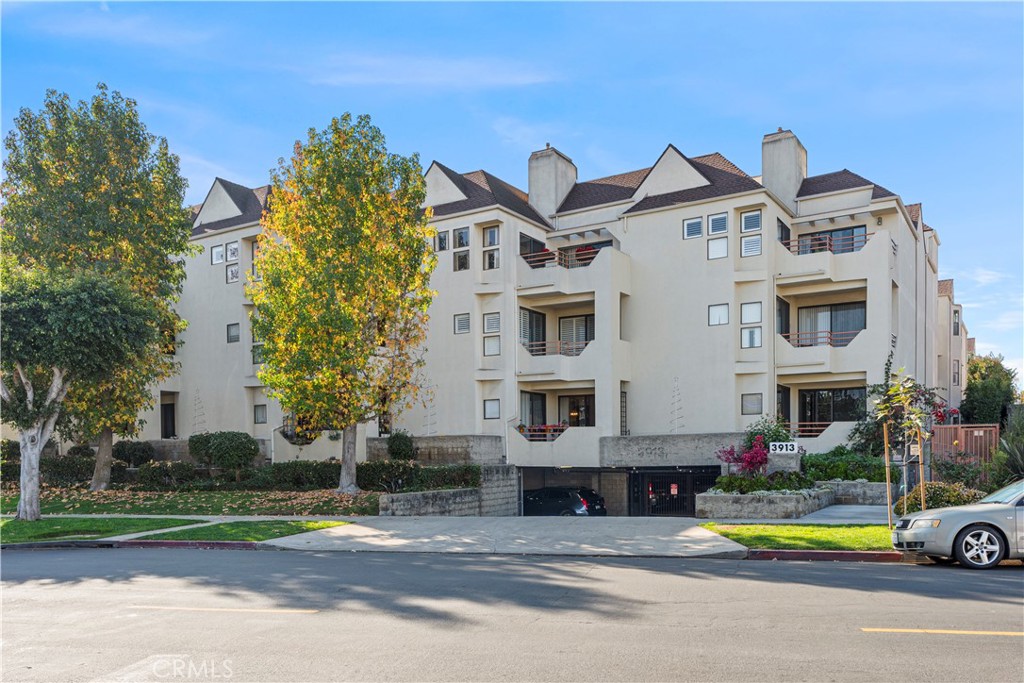 3913 North Virginia Road, Unit 302 Long Beach, CA 90807 - Photo 1 of 1 Gallery Image 1