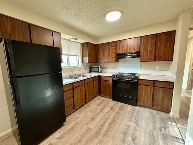 $875,000 | 2214-2216 South Hervey Street, Boise, ID 83705