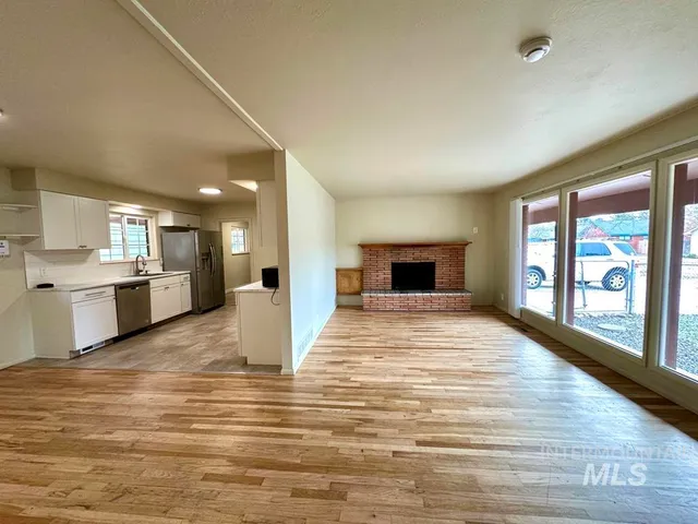 $875,000 | 2214-2216 South Hervey Street, Boise, ID 83705