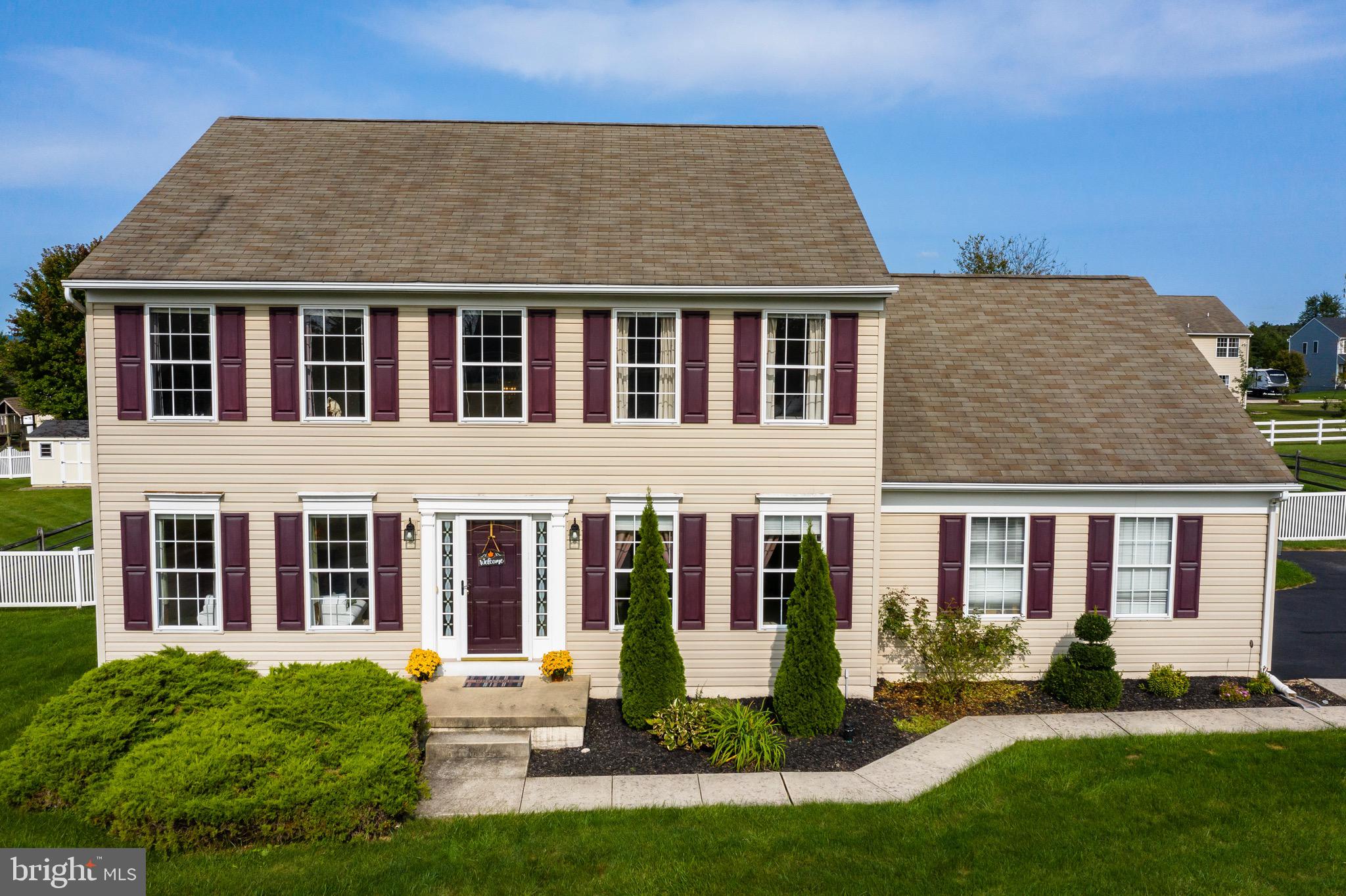 2529 Brooke Road Pennsburg, PA 18073 - Photo 2 of 51 Gallery Image 2