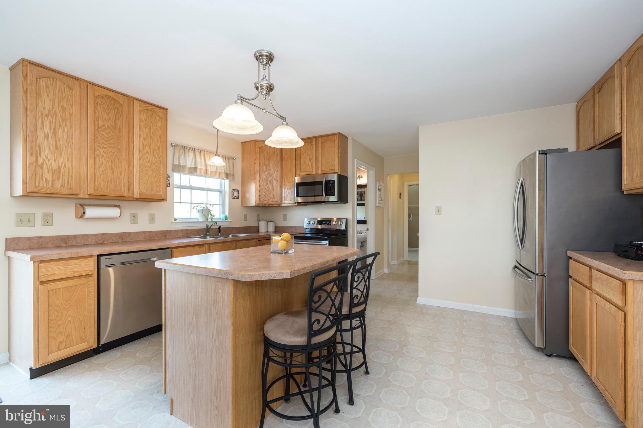 2529 Brooke Road Pennsburg, PA 18073 - Photo 16 of 51 Gallery Image 16