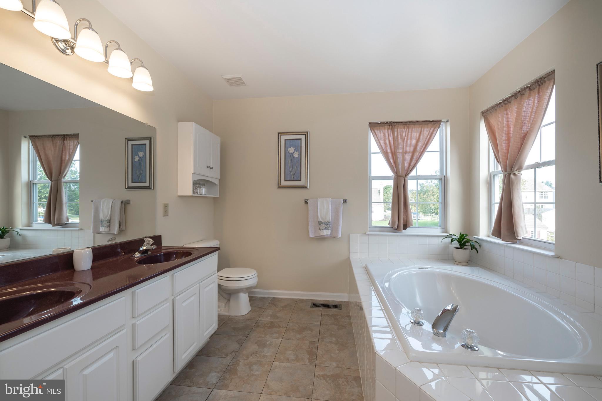 2529 Brooke Road Pennsburg, PA 18073 - Photo 22 of 51 Gallery Image 22