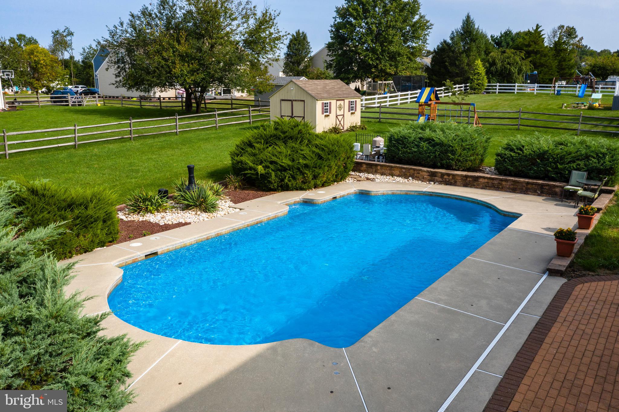2529 Brooke Road Pennsburg, PA 18073 - Photo 32 of 51 Gallery Image 32