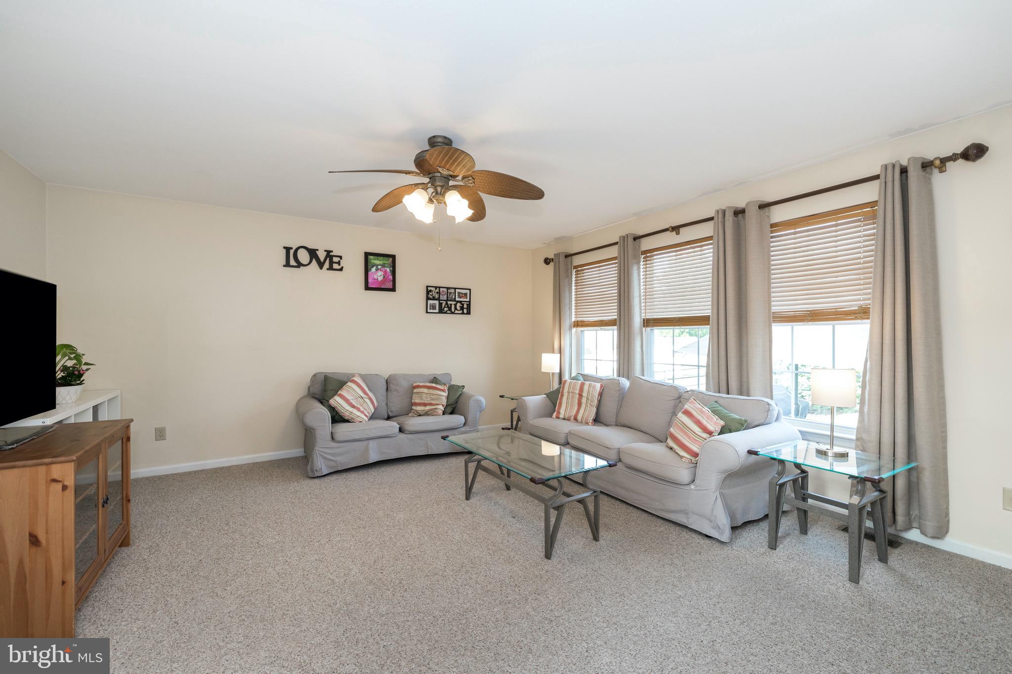 2529 Brooke Road Pennsburg, PA 18073 - Photo 9 of 51 Gallery Image 9