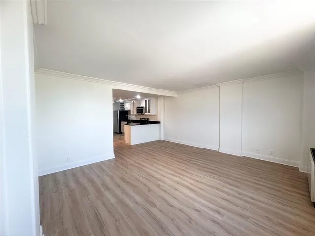 $119,000 | 700 East 8th Street, Unit 16R, Kansas City, MO 64106