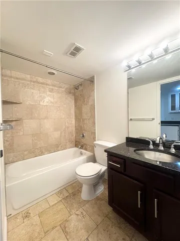 $119,000 | 700 East 8th Street, Unit 16R, Kansas City, MO 64106