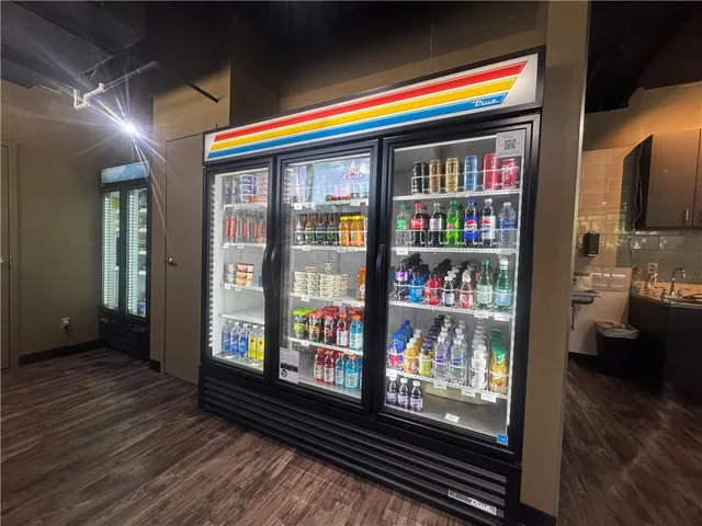 $119,000 | 700 East 8th Street, Unit 16R, Kansas City, MO 64106