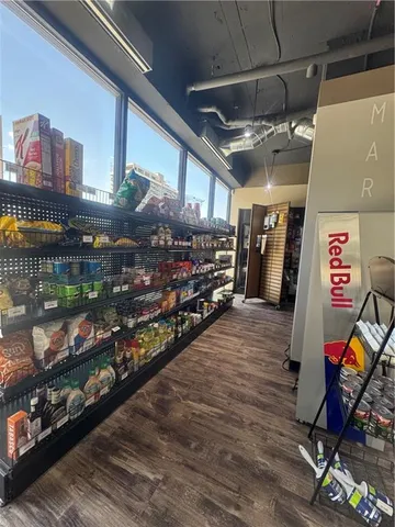 $119,000 | 700 East 8th Street, Unit 16R, Kansas City, MO 64106