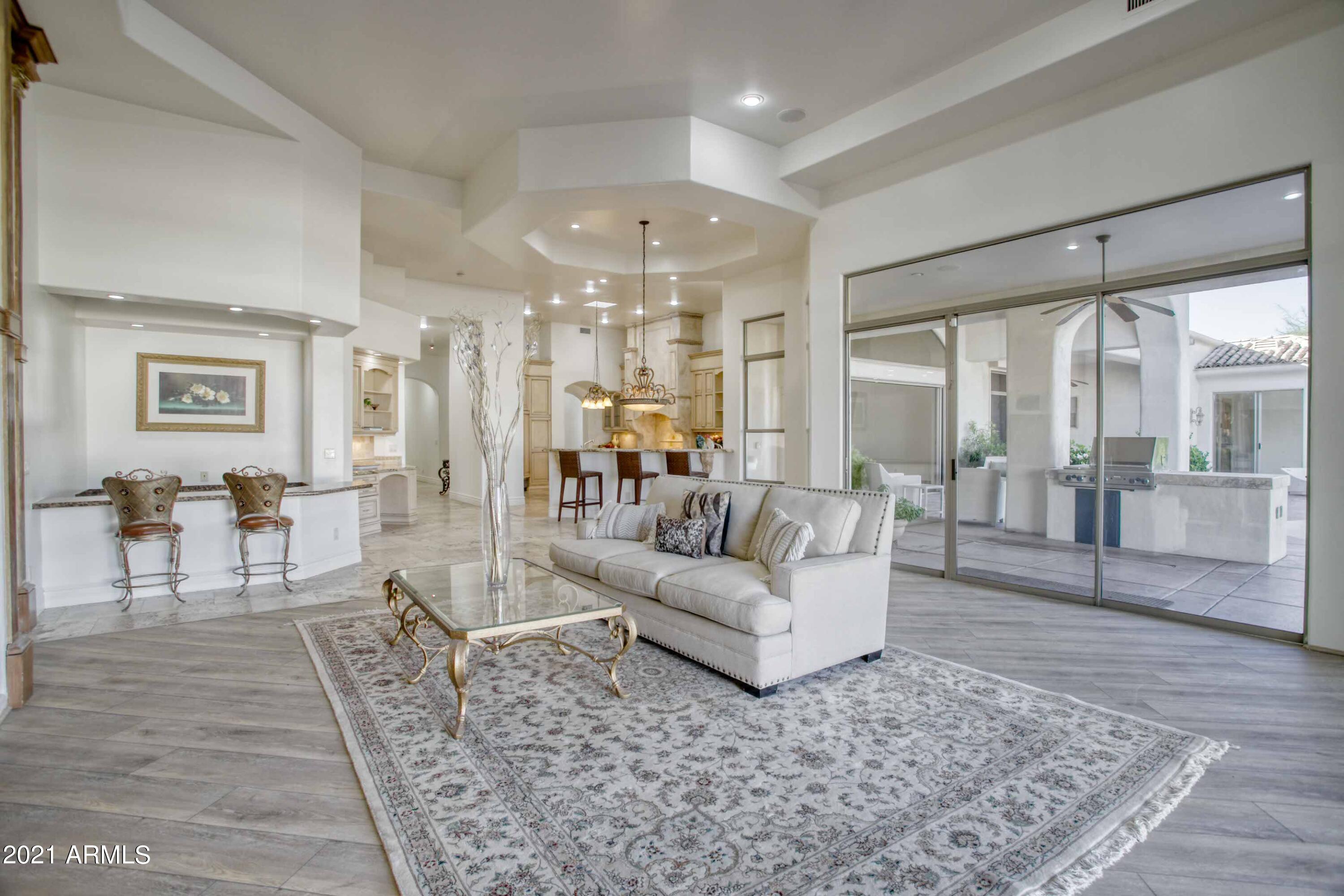 9215 North Invergordon Road Paradise Valley, AZ 85253 - Photo 19 of 31 9215 N Invergordon Rd Paradise valley -