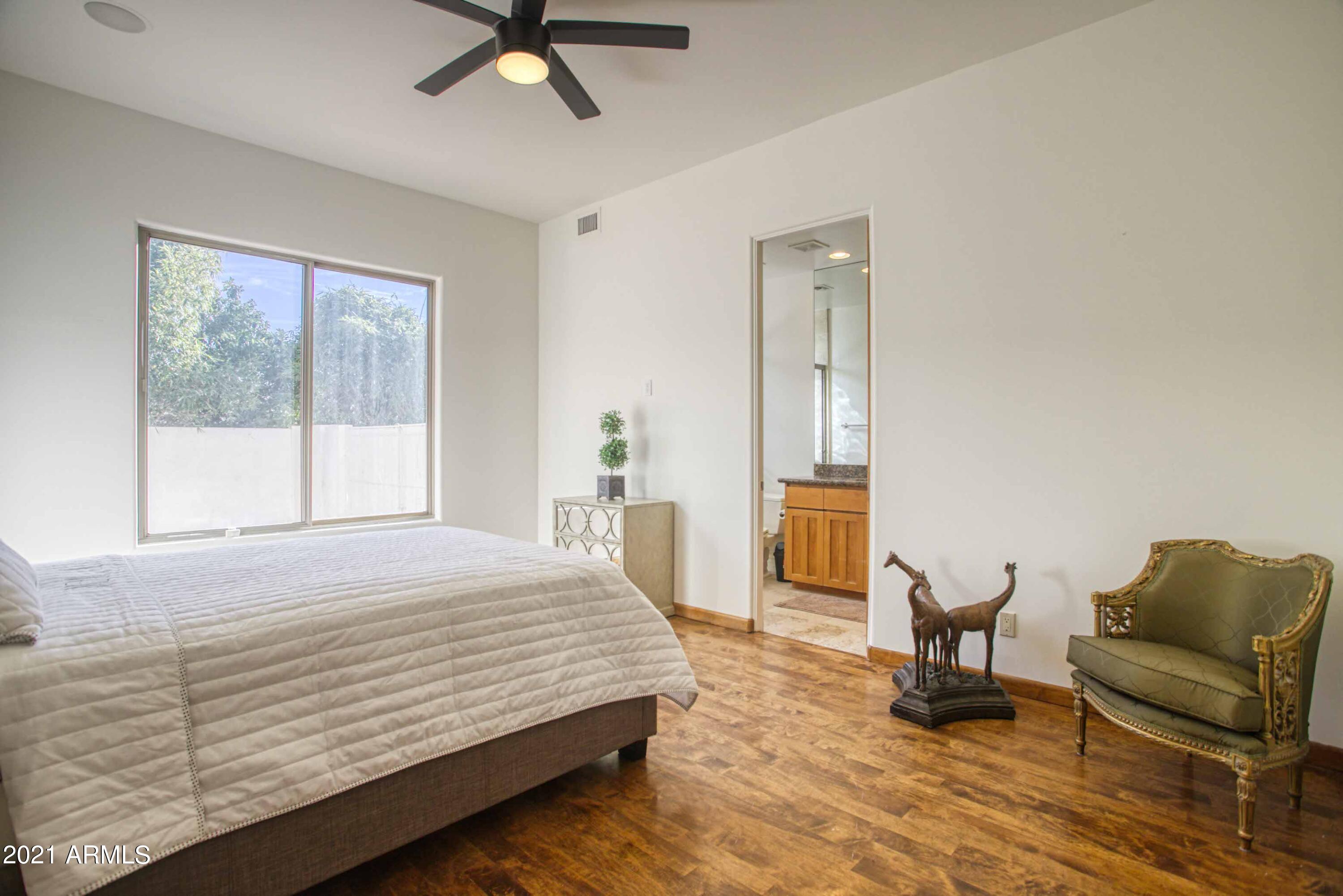 9215 North Invergordon Road Paradise Valley, AZ 85253 - Photo 22 of 31 9215 N Invergordon Rd Paradise valley -