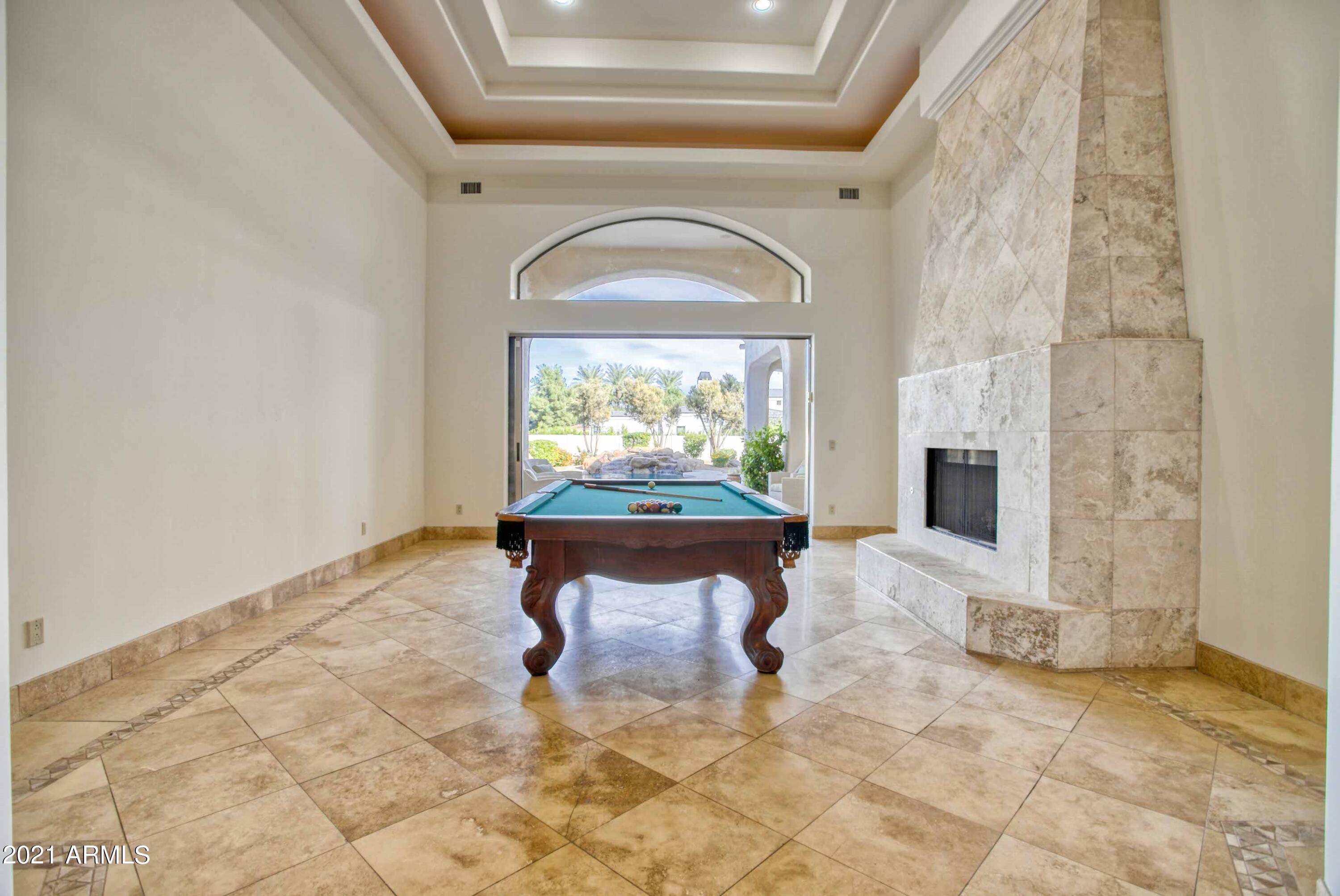 9215 North Invergordon Road Paradise Valley, AZ 85253 - Photo 8 of 31 9215 N Invergordon Rd Paradise valley -