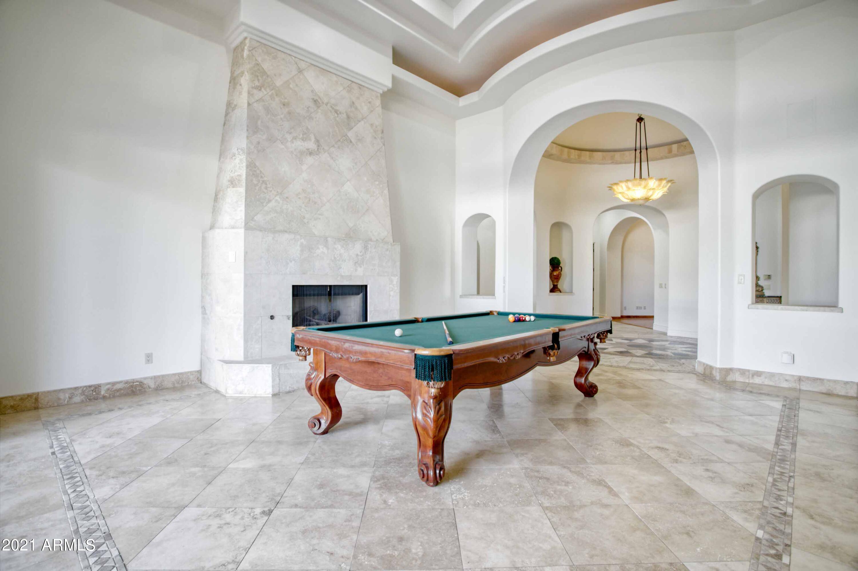 9215 North Invergordon Road Paradise Valley, AZ 85253 - Photo 9 of 31 9215 N Invergordon Rd Paradise valley -