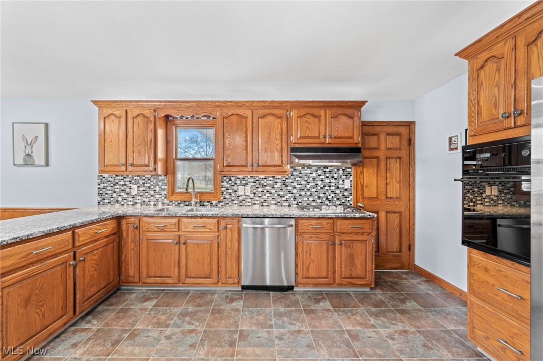 34305 Pettibone Road Solon, OH 44139 - Photo 12 of 45