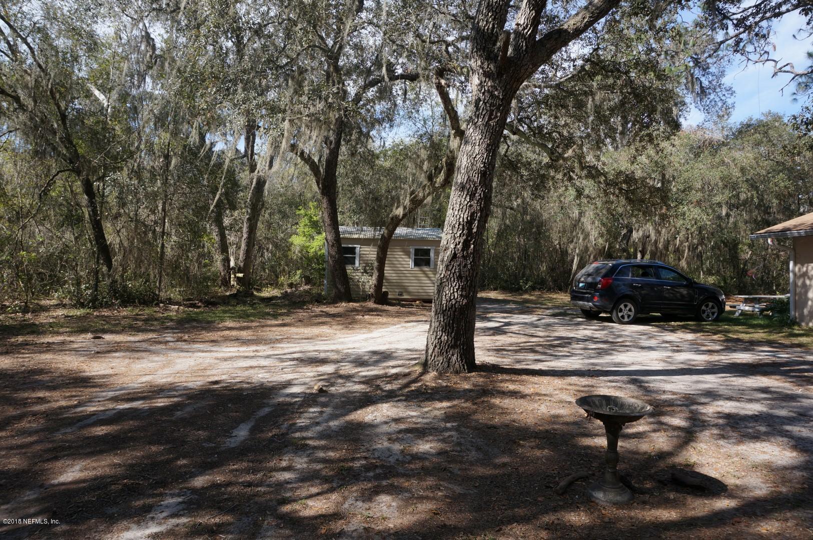 249 Swan Lake Road Melrose, FL 32666 - Photo 13 of 14 13) Front yard