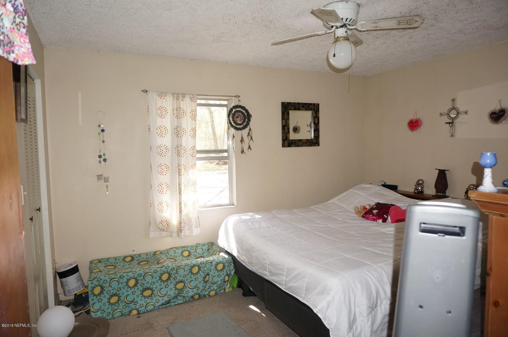 249 Swan Lake Road Melrose, FL 32666 - Photo 10 of 14 10) Bedroom 1