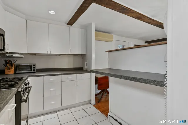 $559,000 | 30 Freshwater Lane, Wilton, CT 06897