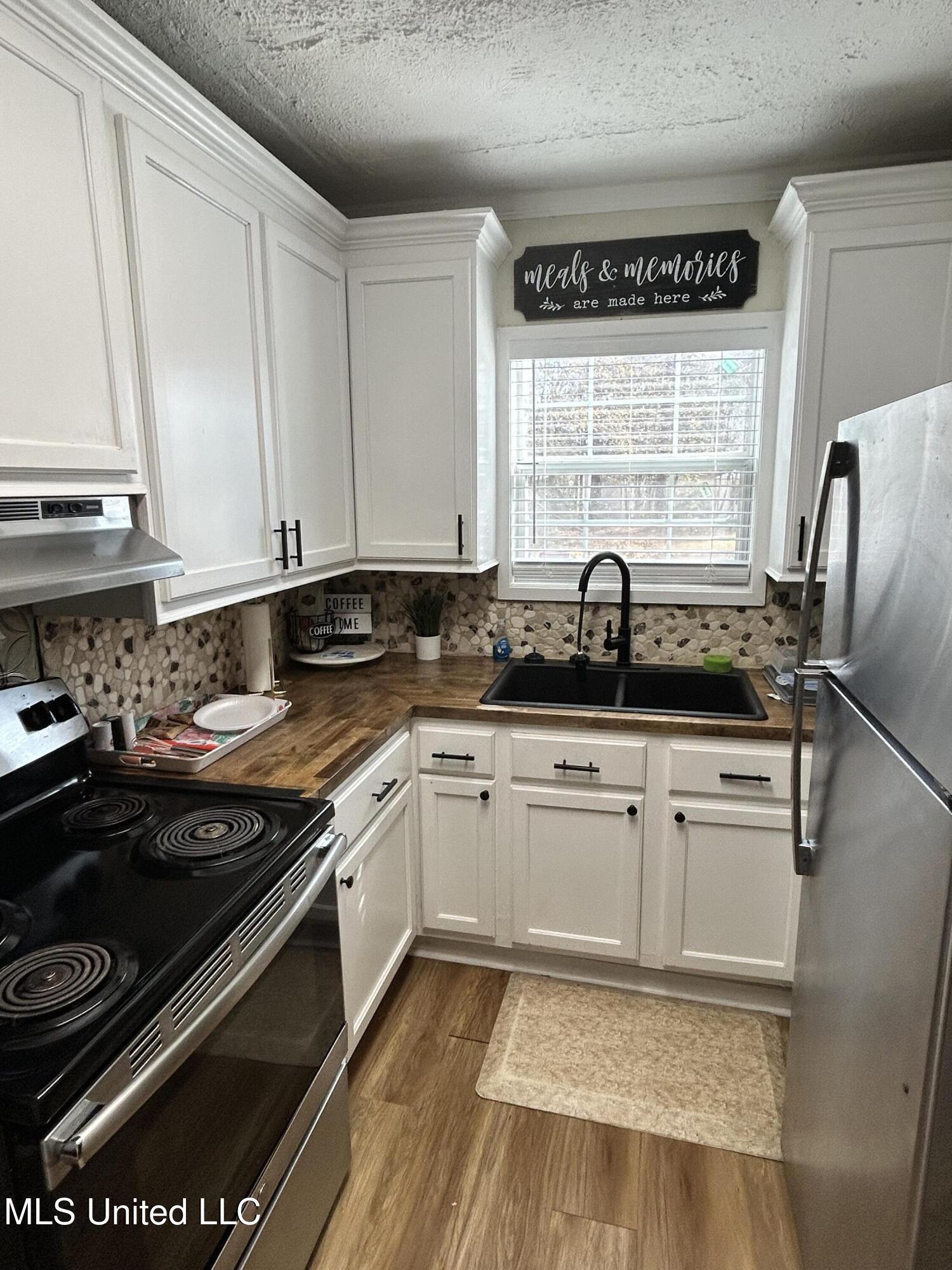 315 East Ridgeway Street Jackson, MS 39206 - Photo 15 of 18 IMG_5369