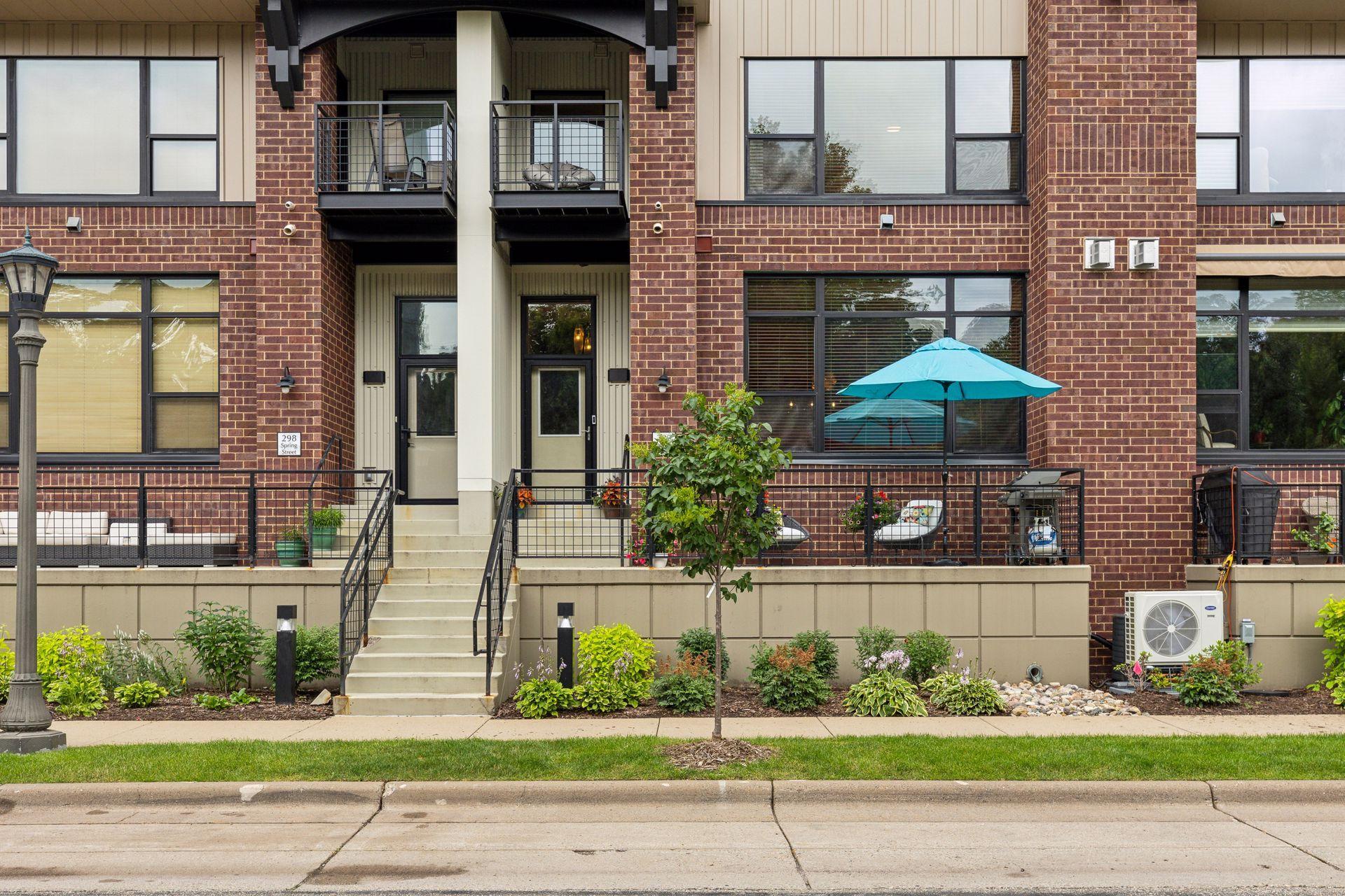 300 Spring Street St. Paul, MN 55102 - Photo 2 of 42 Gallery Image 2
