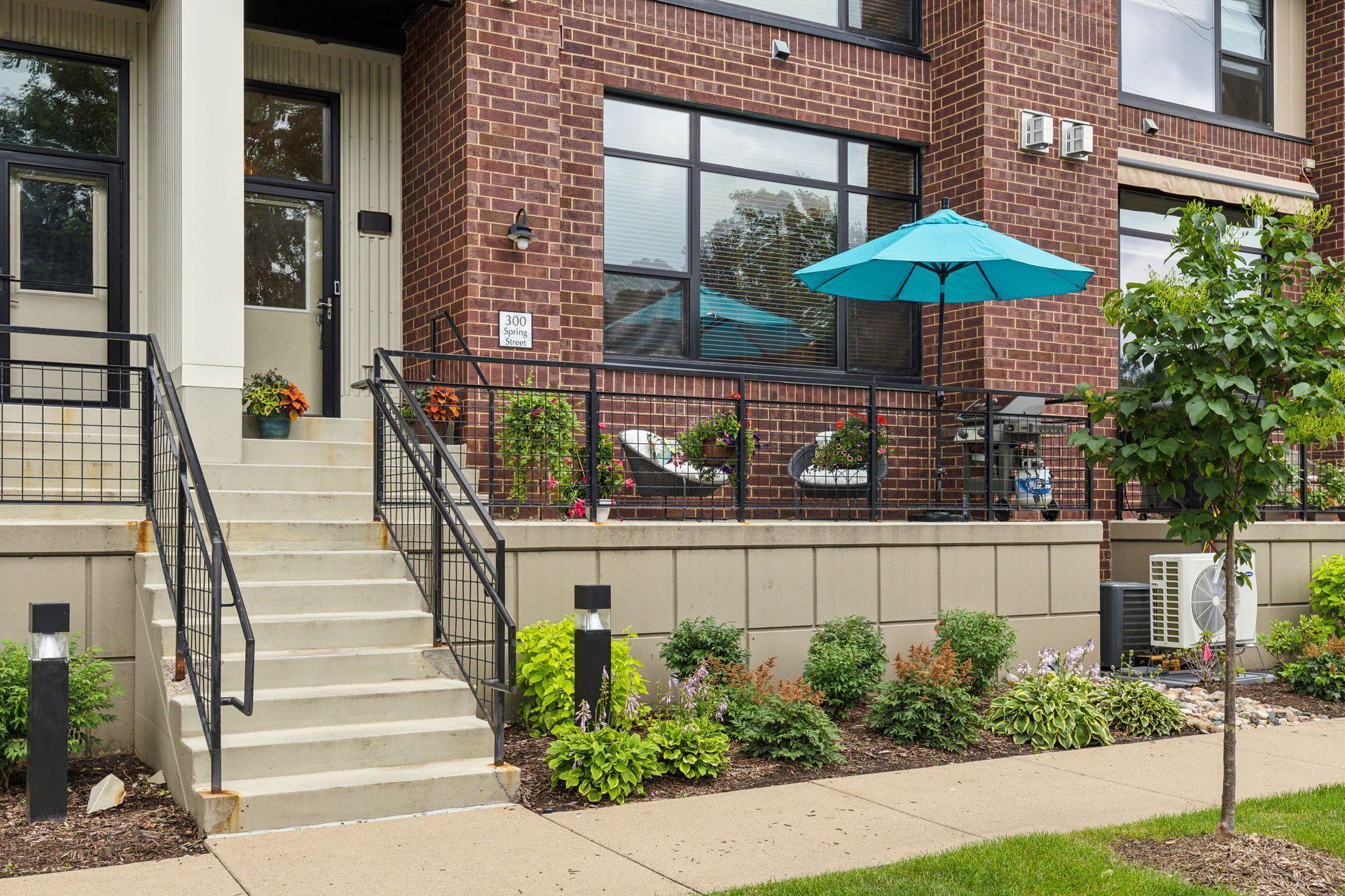 300 Spring Street St. Paul, MN 55102 - Photo 3 of 42 Gallery Image 3
