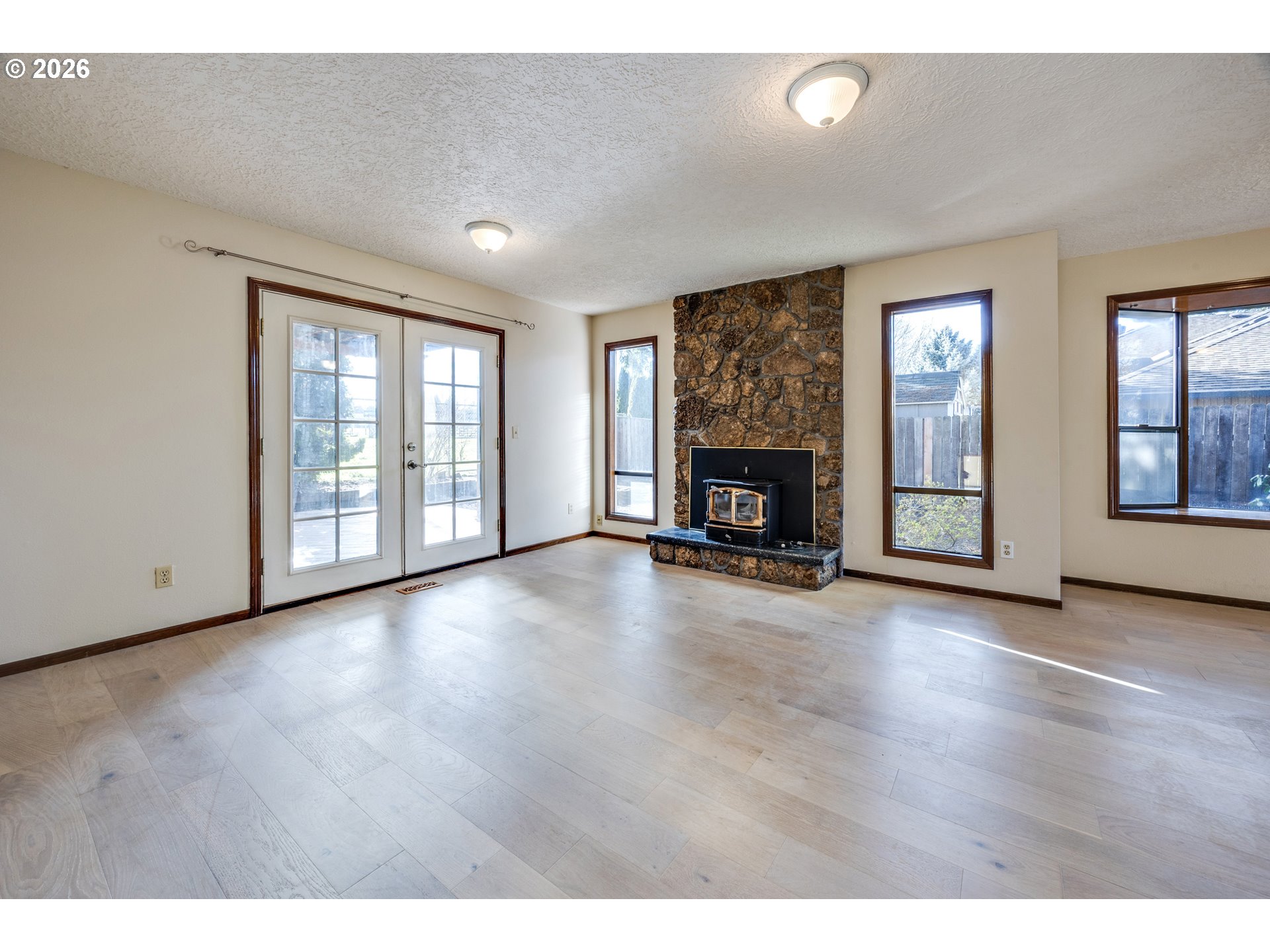 707 Northwest 104th Street Vancouver, WA 98685 - Photo 11 of 39