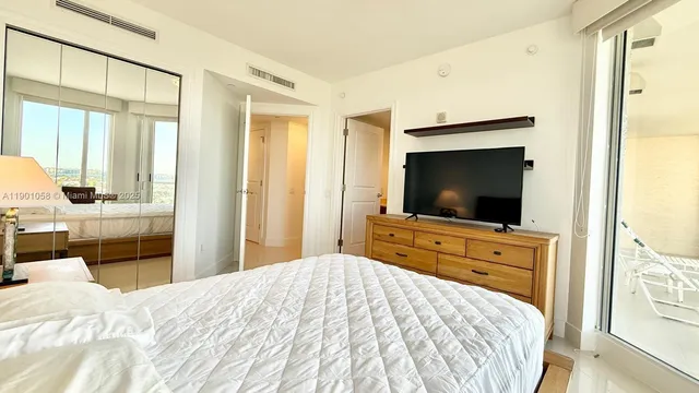 $16,500 | 2700 North Ocean Drive, Unit 902B, Riviera Beach, FL 33404