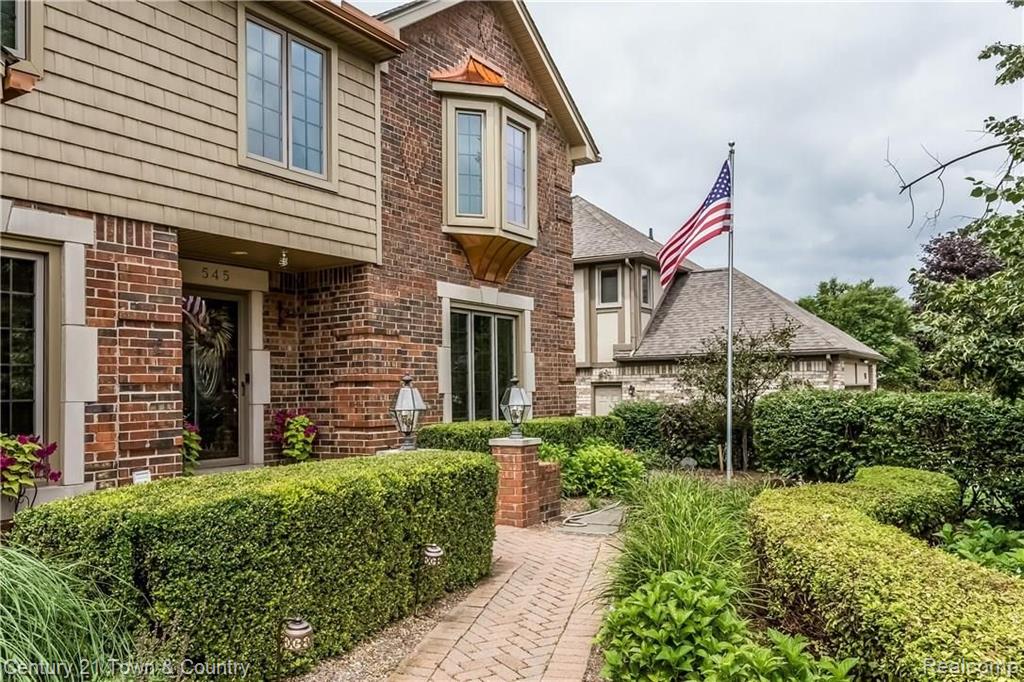 545 Sunlight Drive Rochester Hills, MI 48309 - Photo 5 of 68