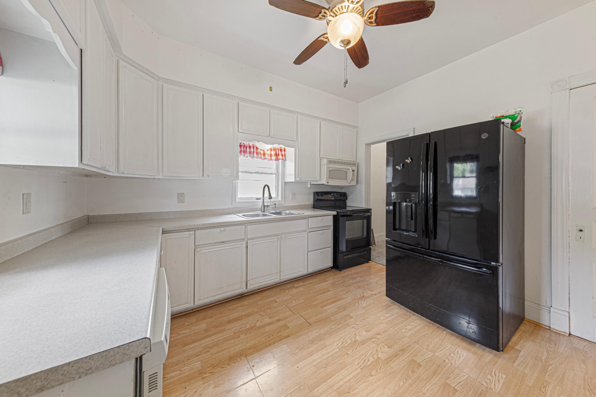 105 Ash Avenue Southwest Montgomery, MN 56069 - Photo 17 of 35