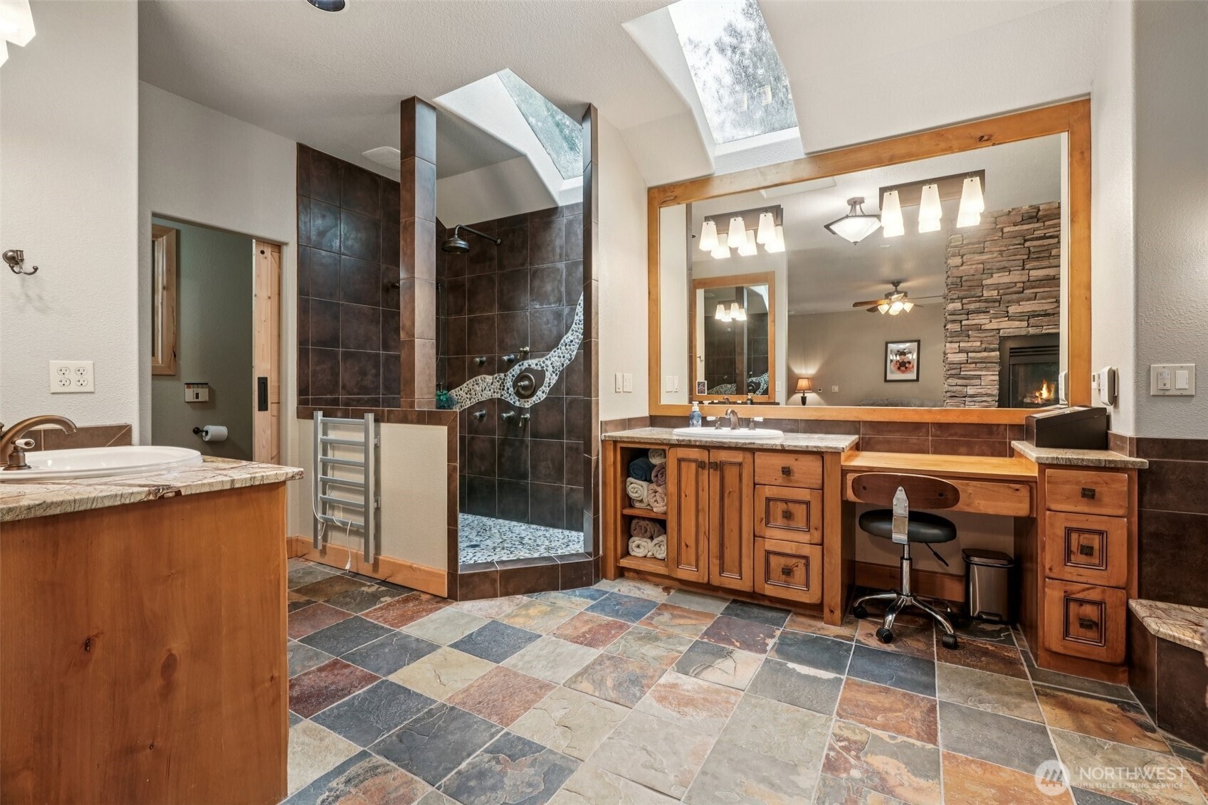 12692 Washougal River Road Washougal, WA 98671 - Photo 14 of 35