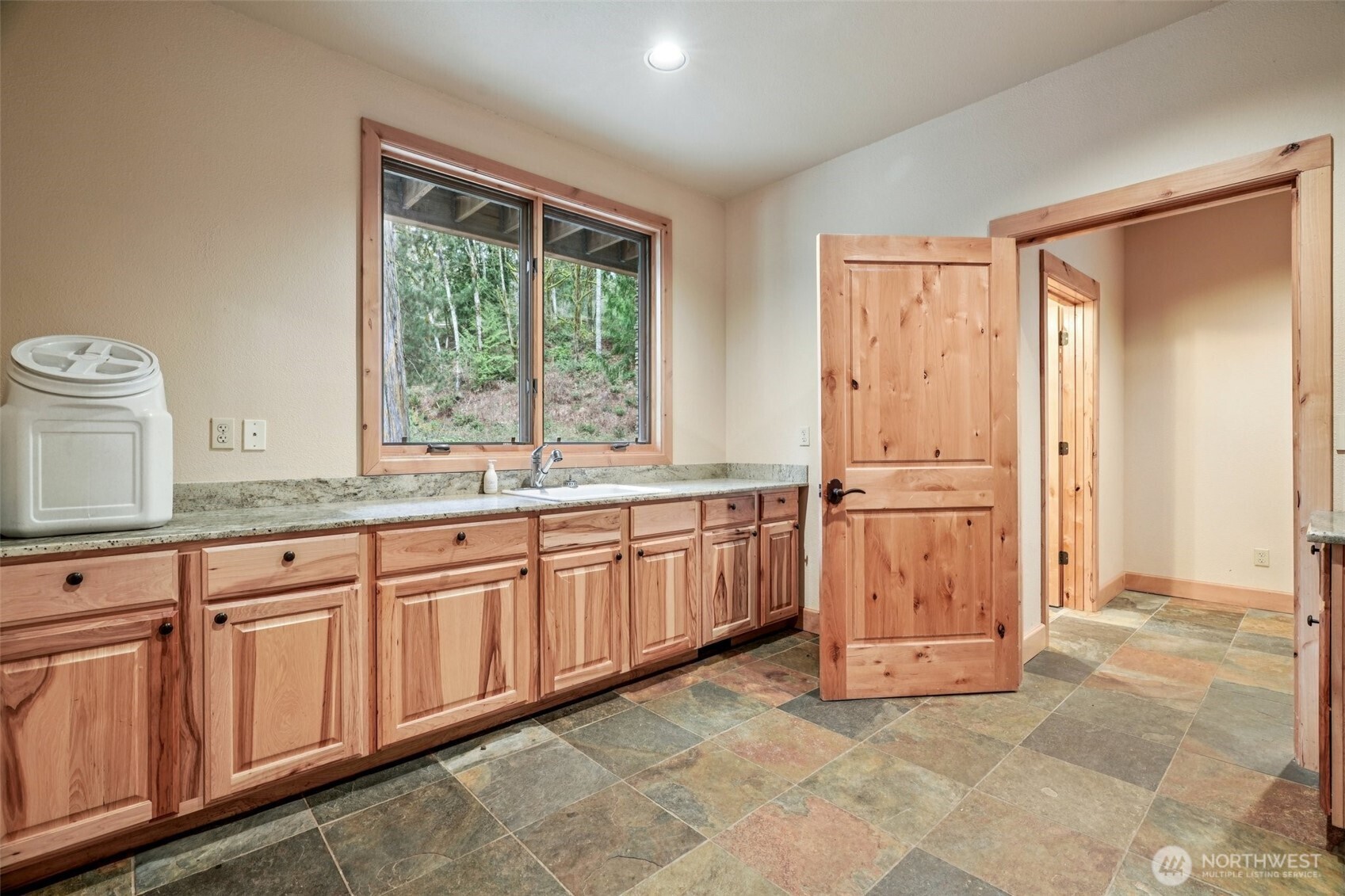 12692 Washougal River Road Washougal, WA 98671 - Photo 18 of 35