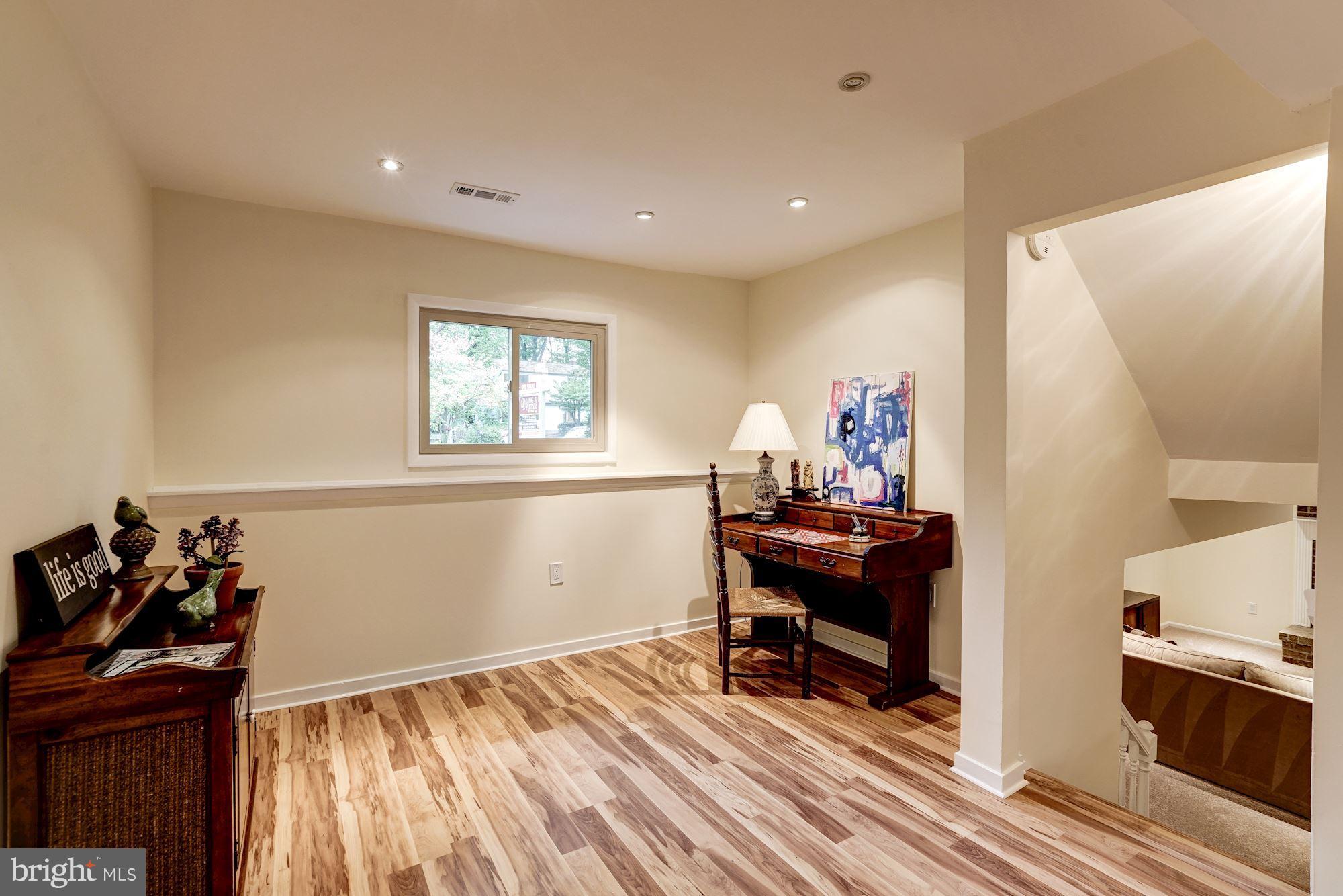 11575 Shadbush Court Reston, VA 20191 - Photo 20 of 30 Family Rm/Study or possible bedroom