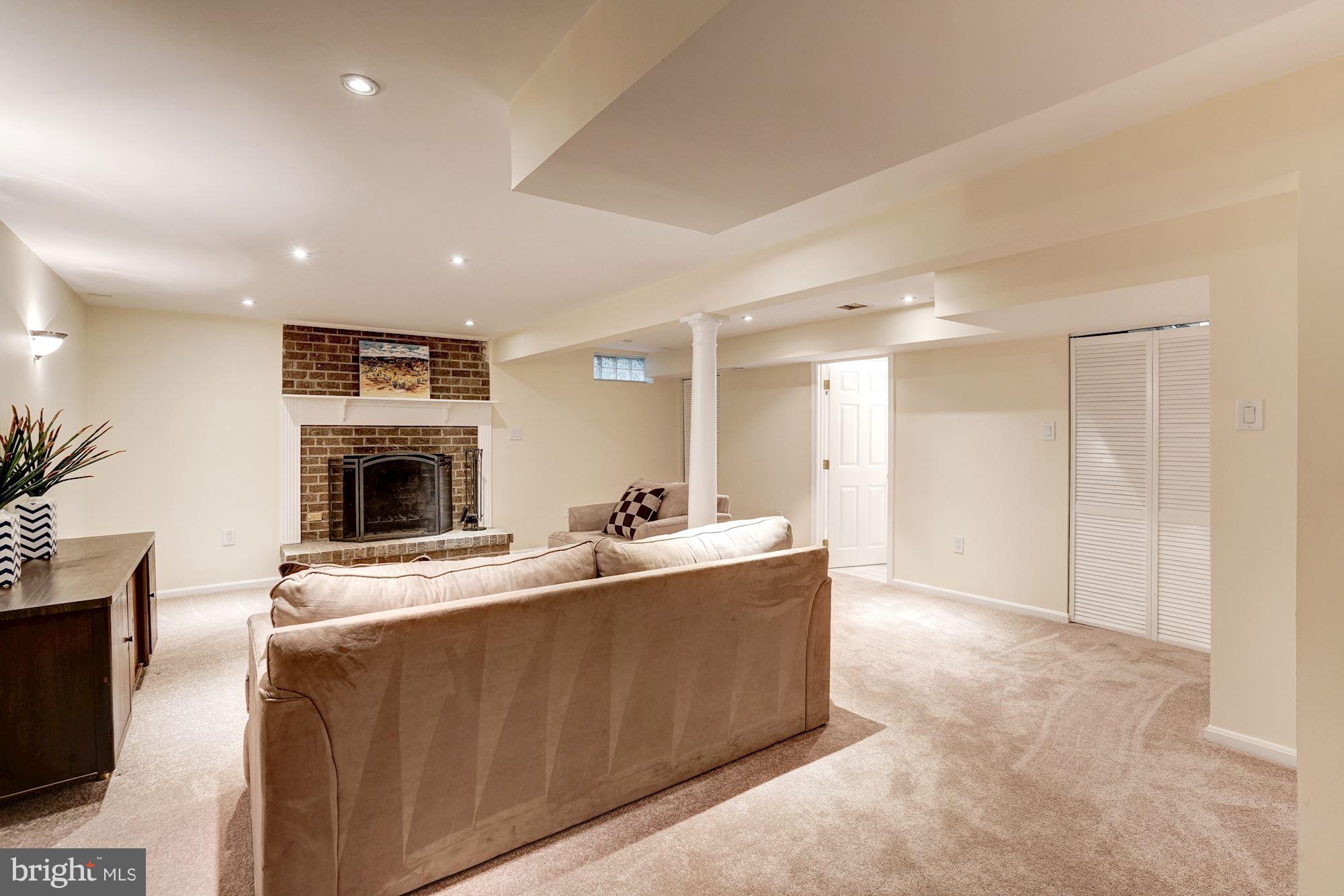 11575 Shadbush Court Reston, VA 20191 - Photo 23 of 30 Family Room/Rec Rm with 2nd Fireplace