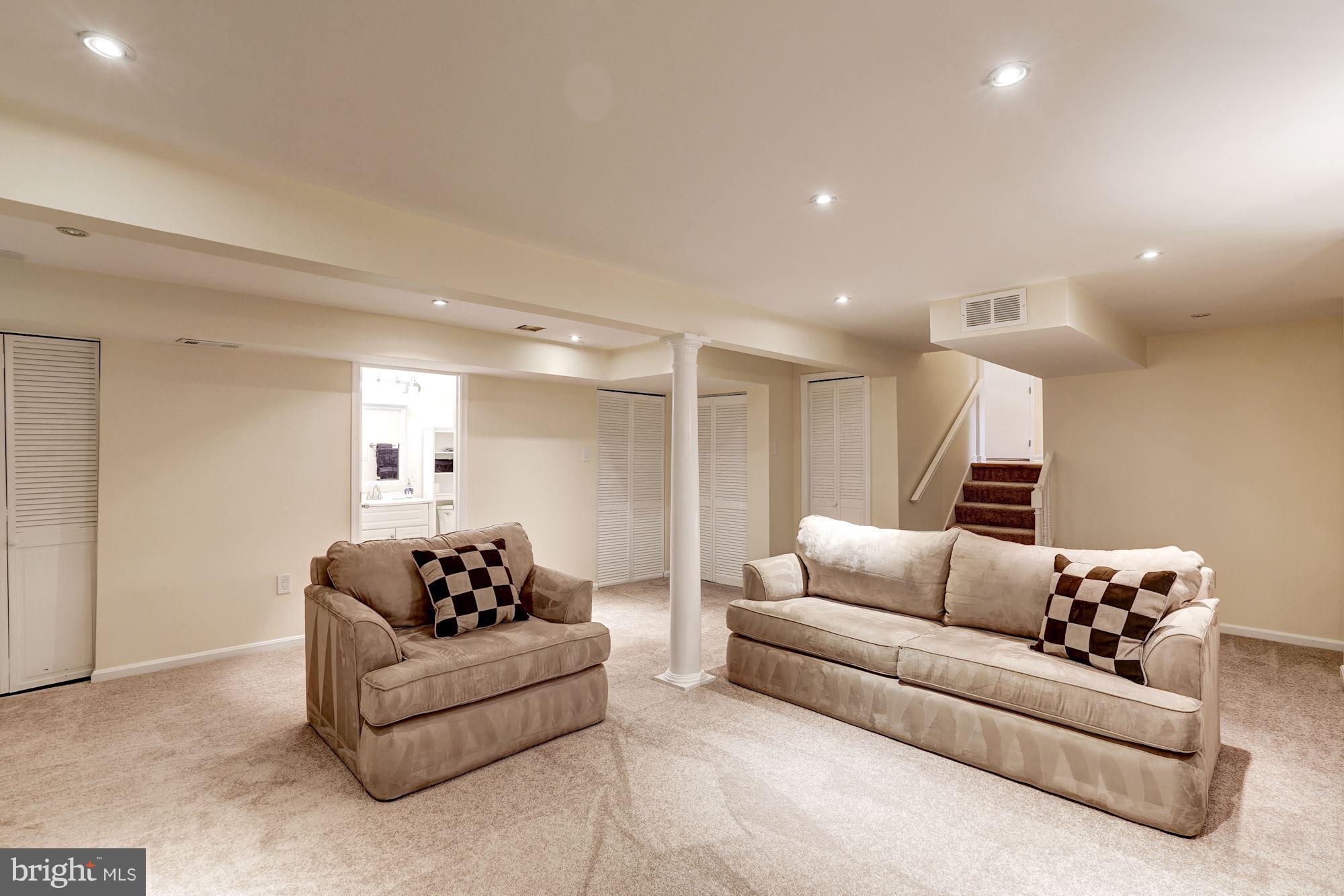 11575 Shadbush Court Reston, VA 20191 - Photo 24 of 30 Family Room/Rec Rm
