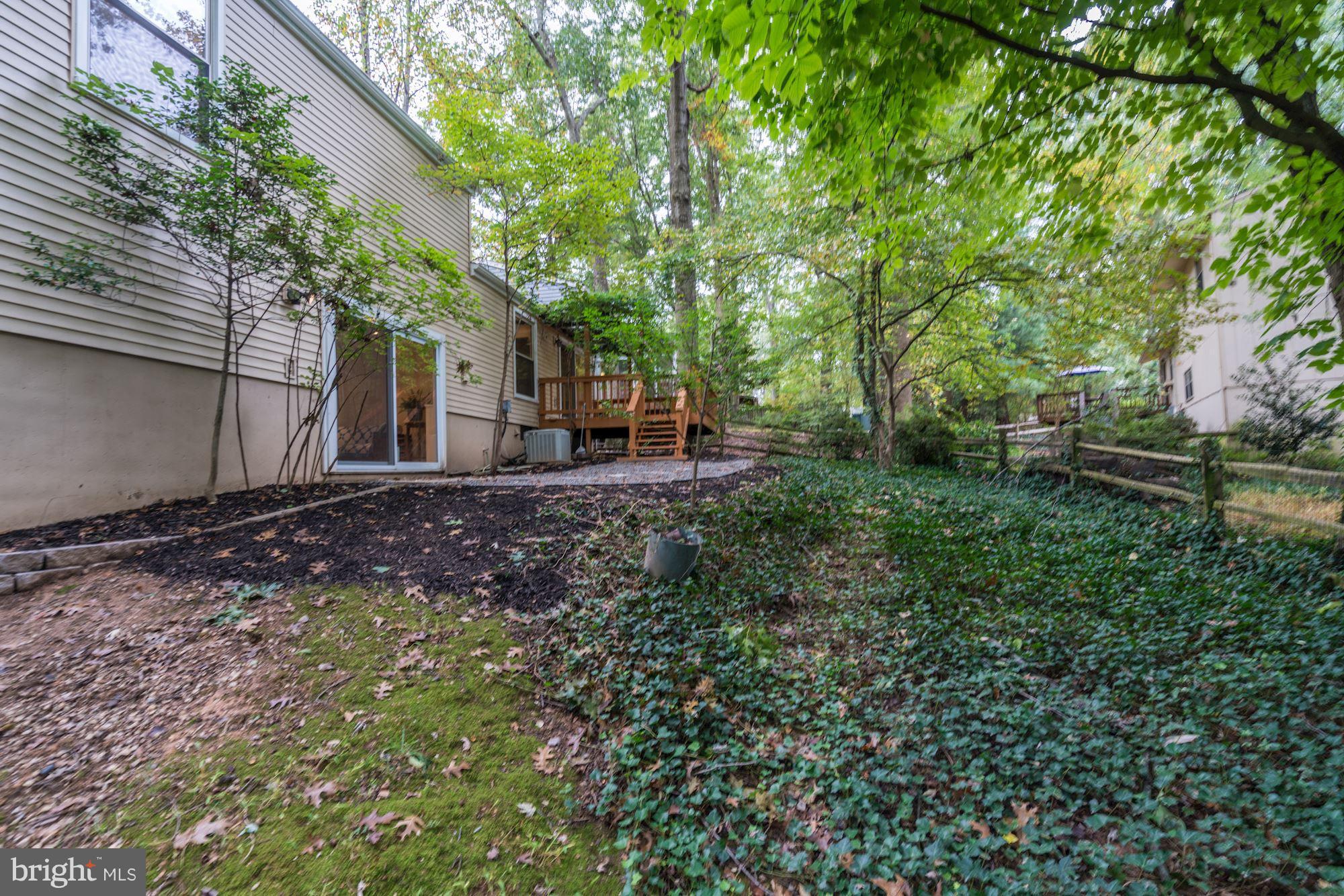 11575 Shadbush Court Reston, VA 20191 - Photo 30 of 30 Exterior (Rear)