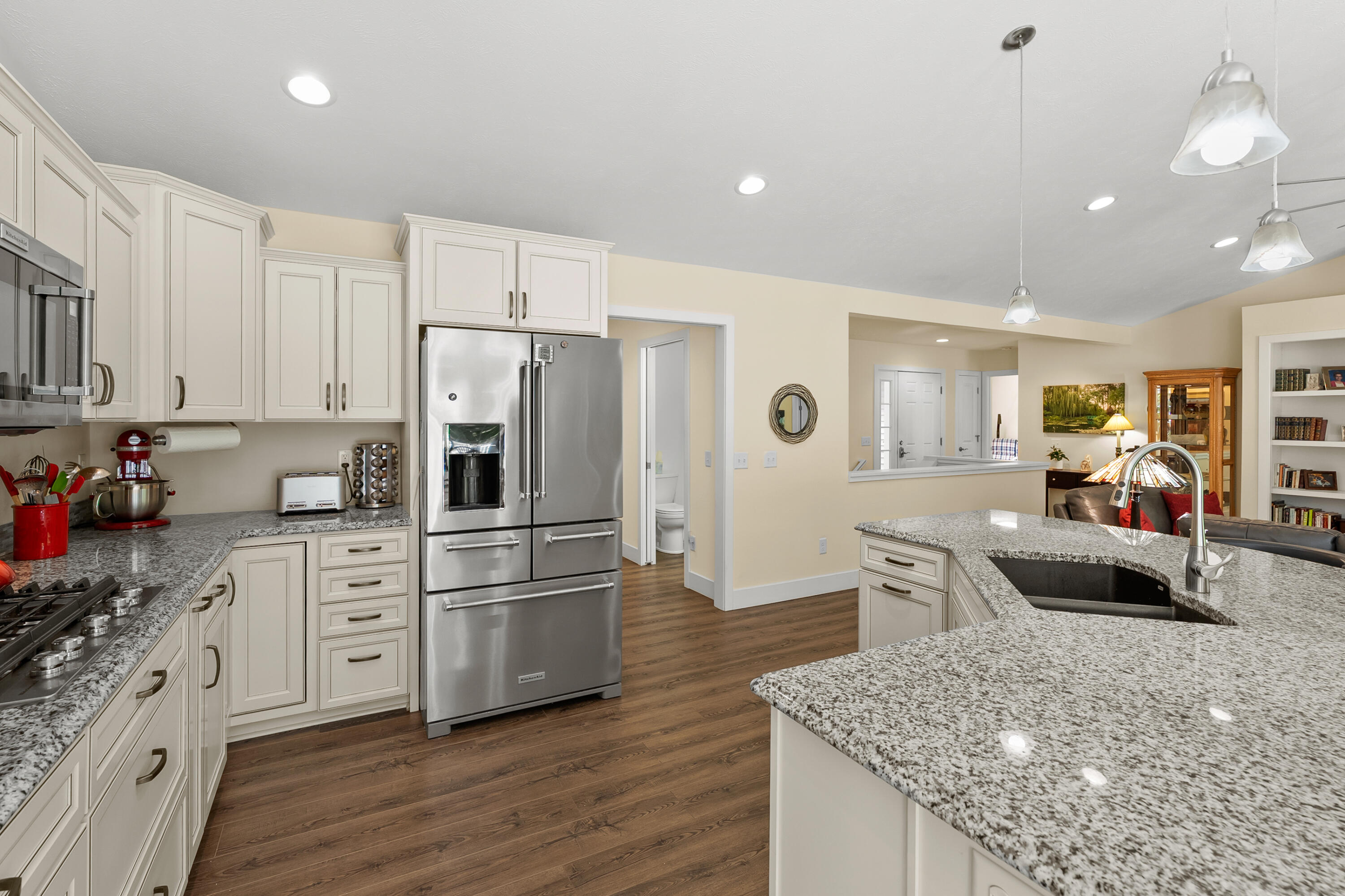 2214 Hunters Pond Kalamazoo, MI 49048 - Photo 13 of 52 Hunters Pond 2214 Kalamazoo 49048-13