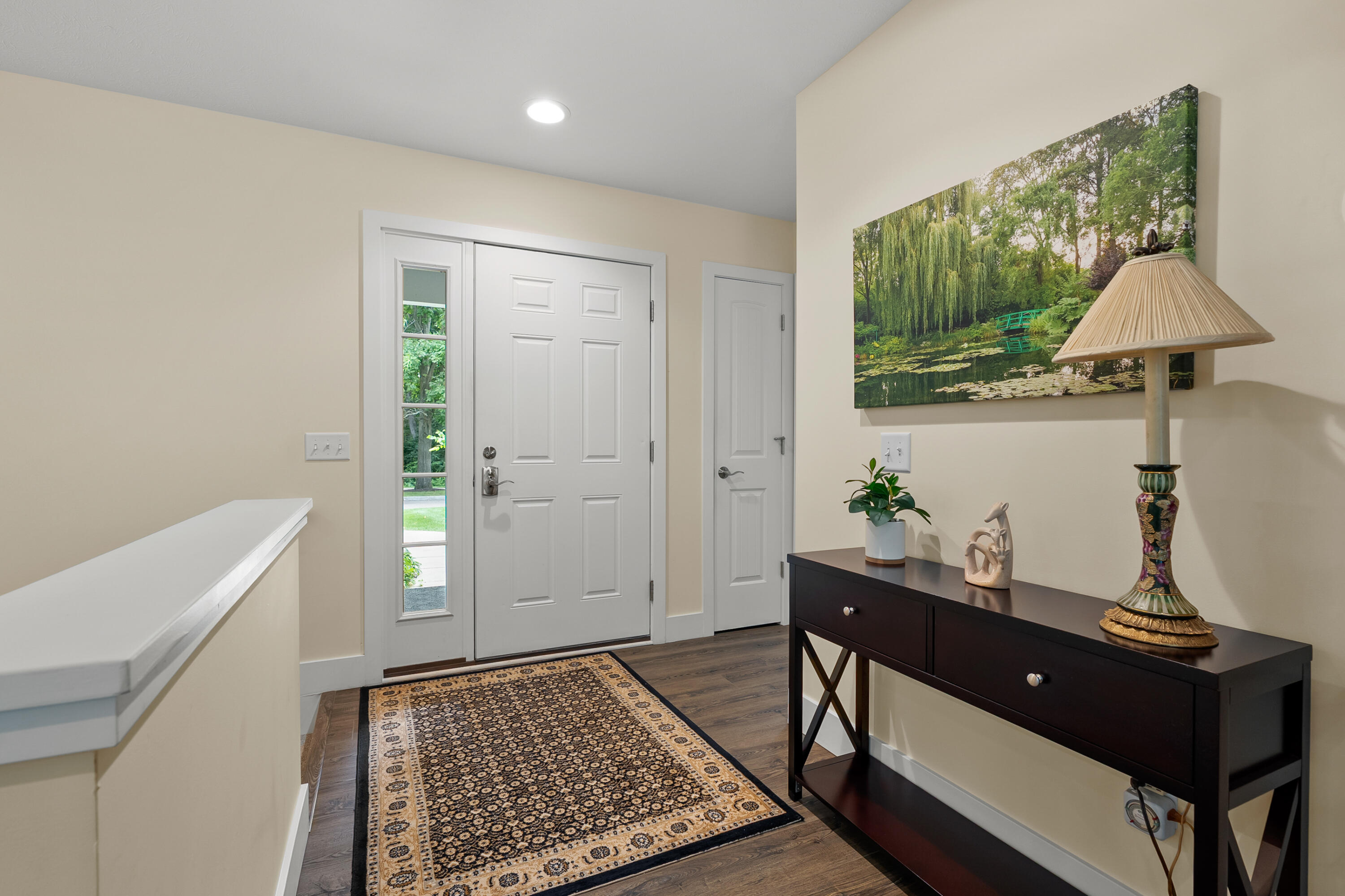 2214 Hunters Pond Kalamazoo, MI 49048 - Photo 2 of 52 Hunters Pond 2214 Kalamazoo 49048-2