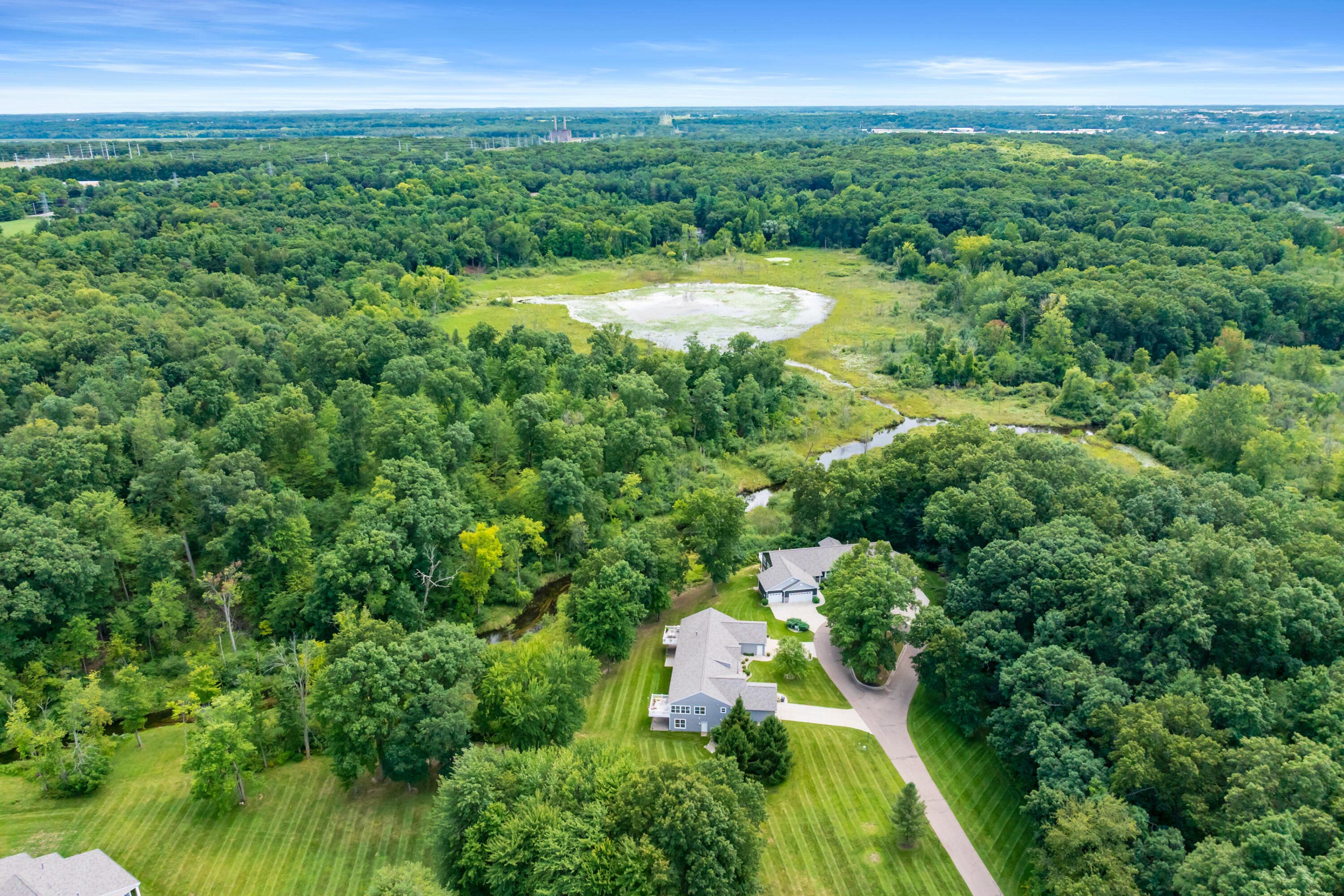 2214 Hunters Pond Kalamazoo, MI 49048 - Photo 47 of 52 Hunters Pond 2214 Kalamazoo 49048-47