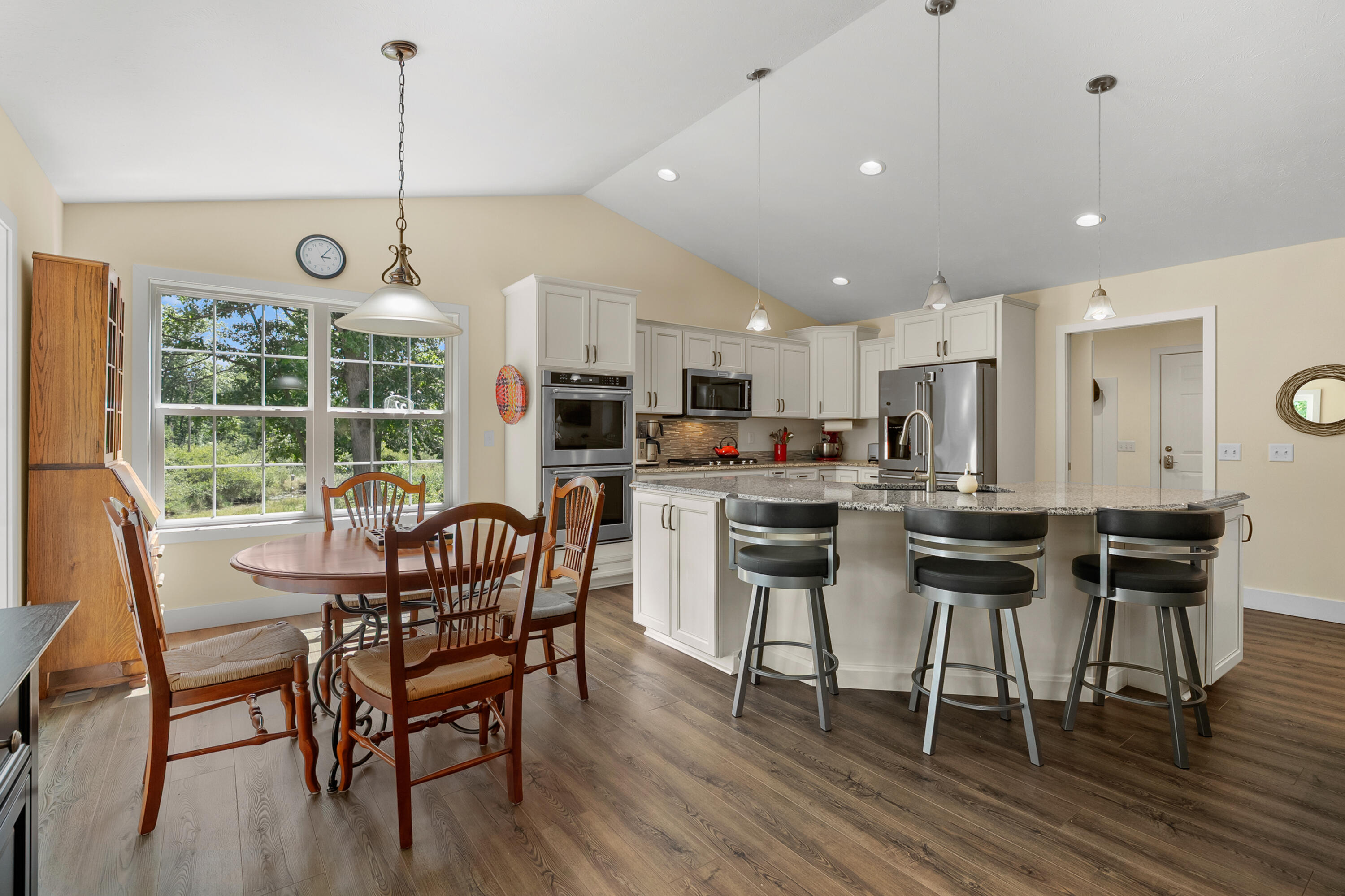 2214 Hunters Pond Kalamazoo, MI 49048 - Photo 7 of 52 Hunters Pond 2214 Kalamazoo 49048-7