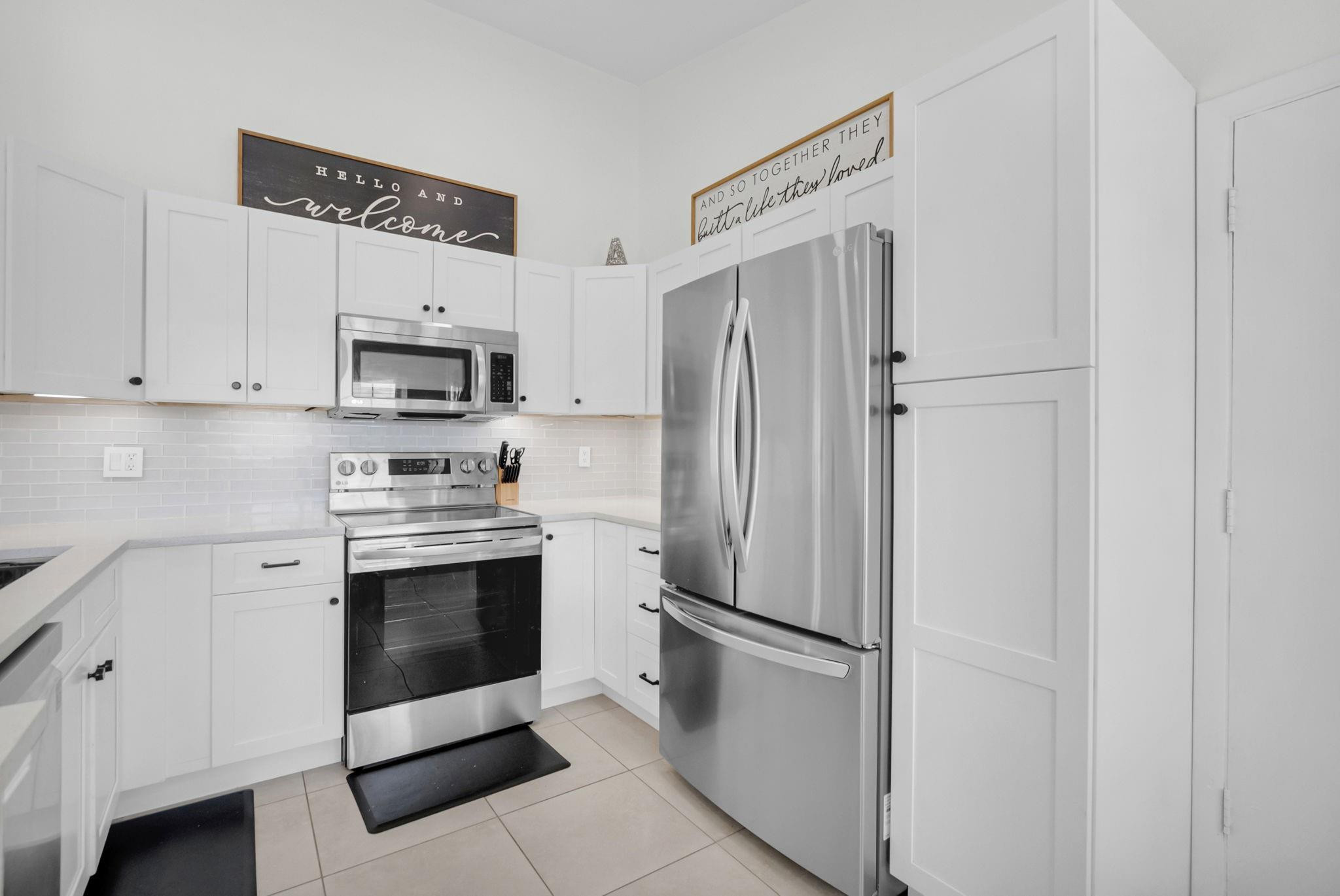 11173 Model Circle West Boca Raton, FL 33428 - Photo 7 of 43 Photo 7