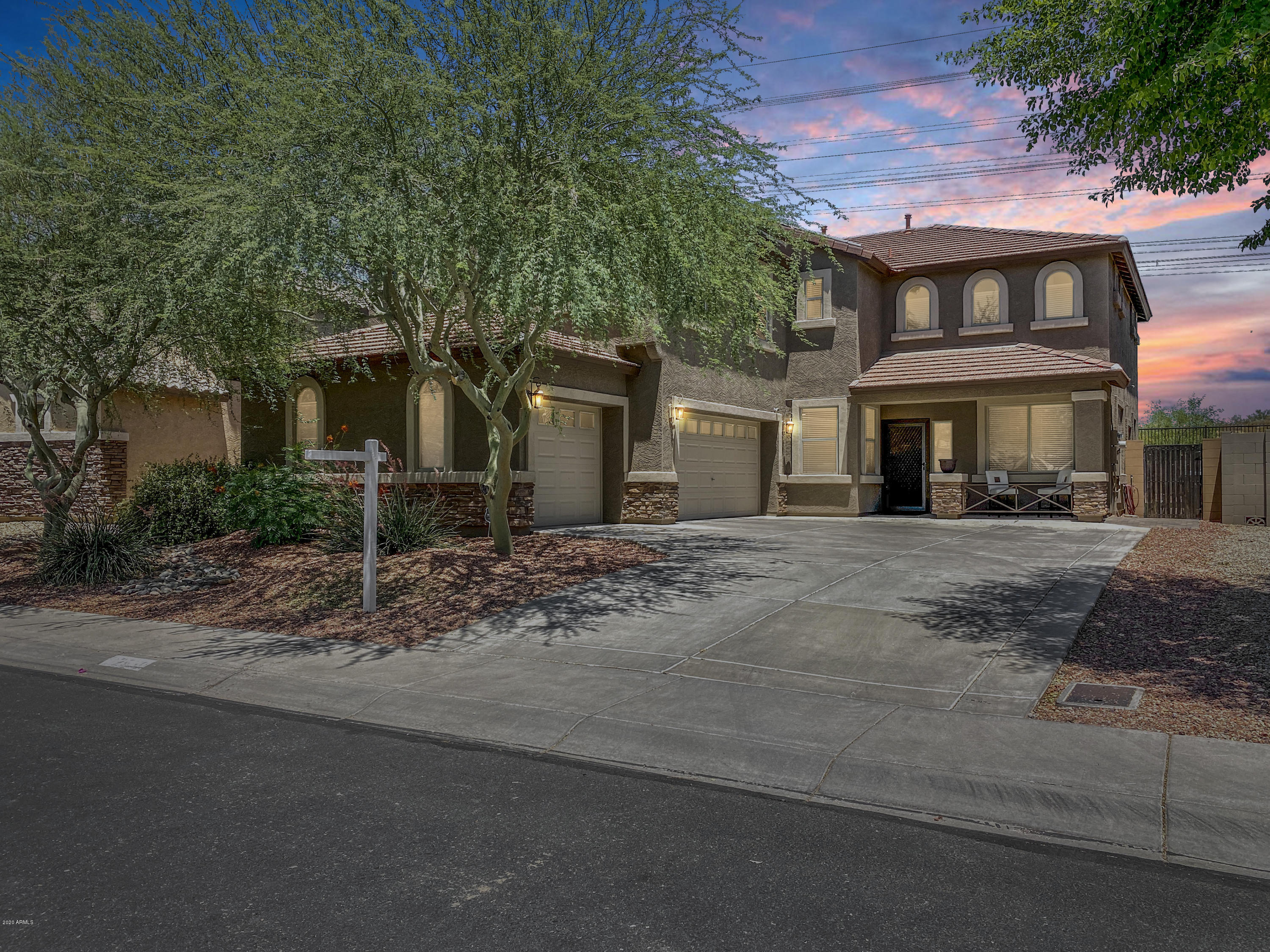 2530 East Ridge Creek Road Phoenix, AZ 85024 - Photo 1 of 53 Copy of IMG_4401 -ok