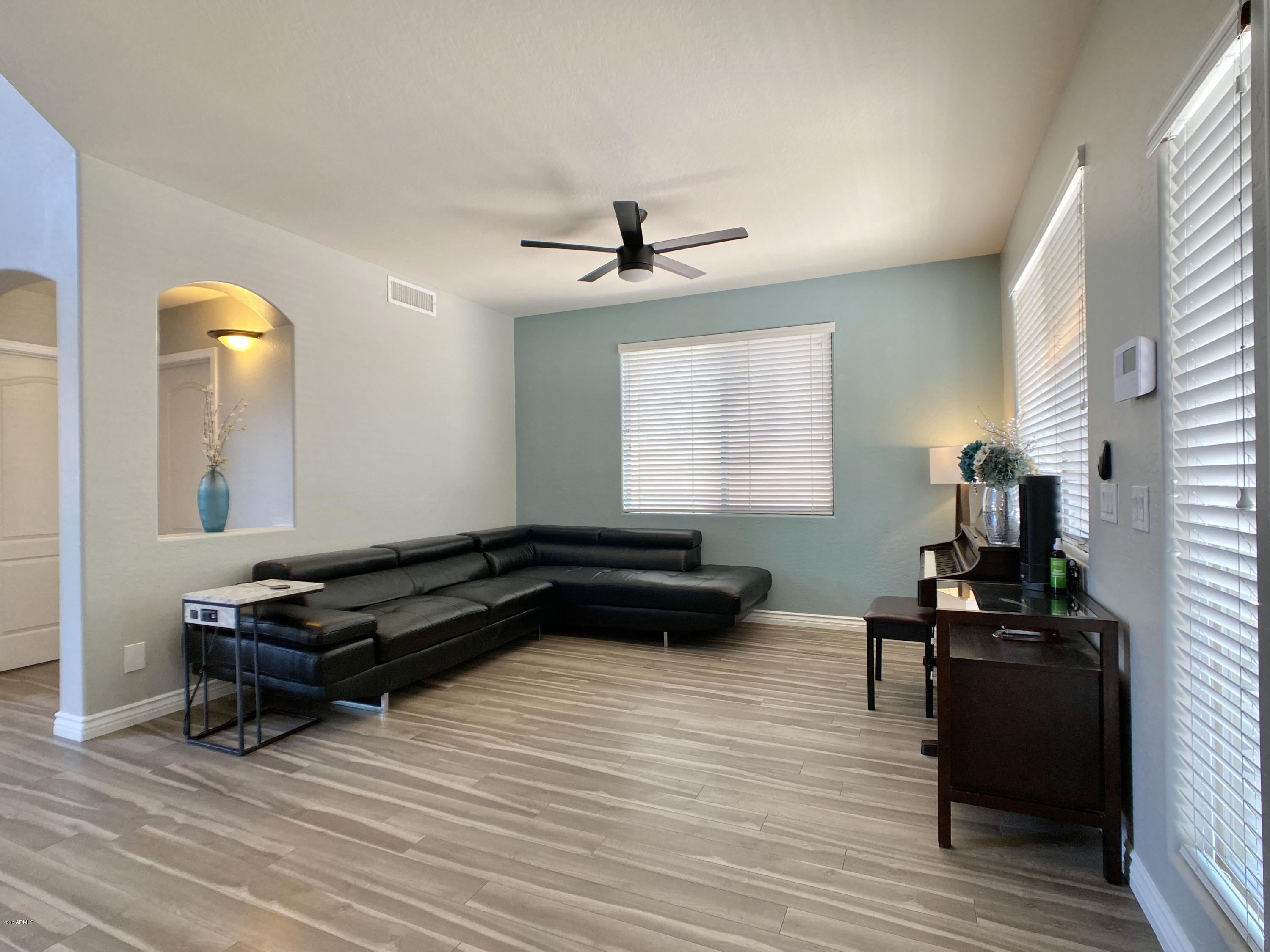 2530 East Ridge Creek Road Phoenix, AZ 85024 - Photo 12 of 53 IMG_4404