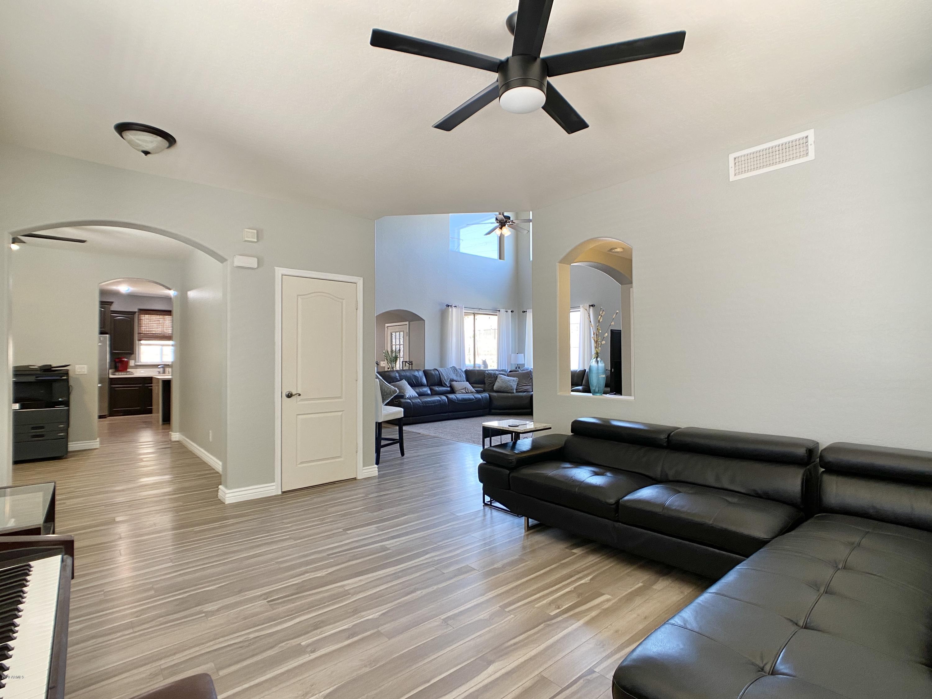 2530 East Ridge Creek Road Phoenix, AZ 85024 - Photo 14 of 53 IMG_4406