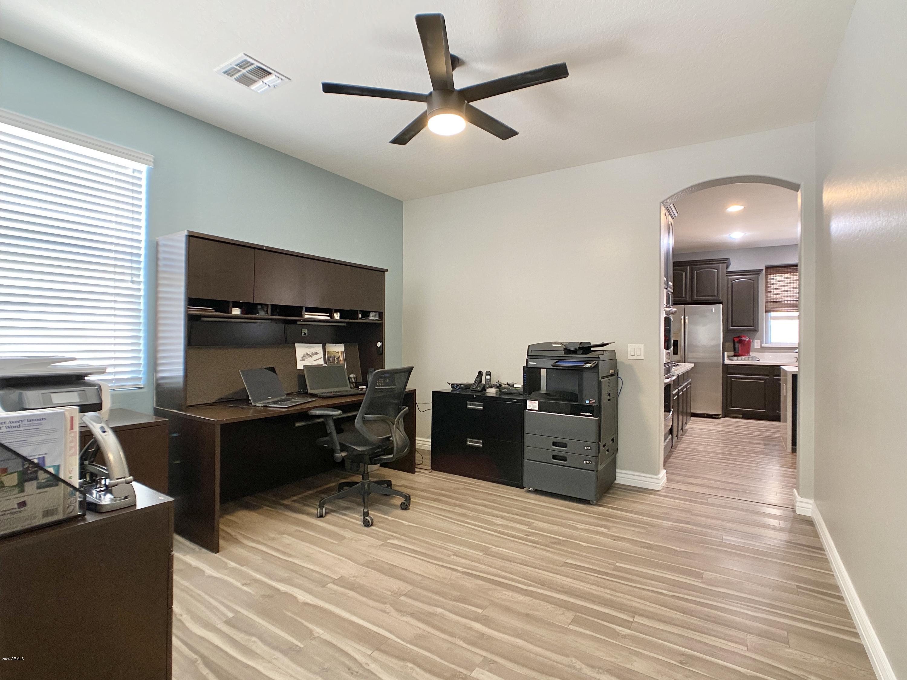 2530 East Ridge Creek Road Phoenix, AZ 85024 - Photo 15 of 53 IMG_4408
