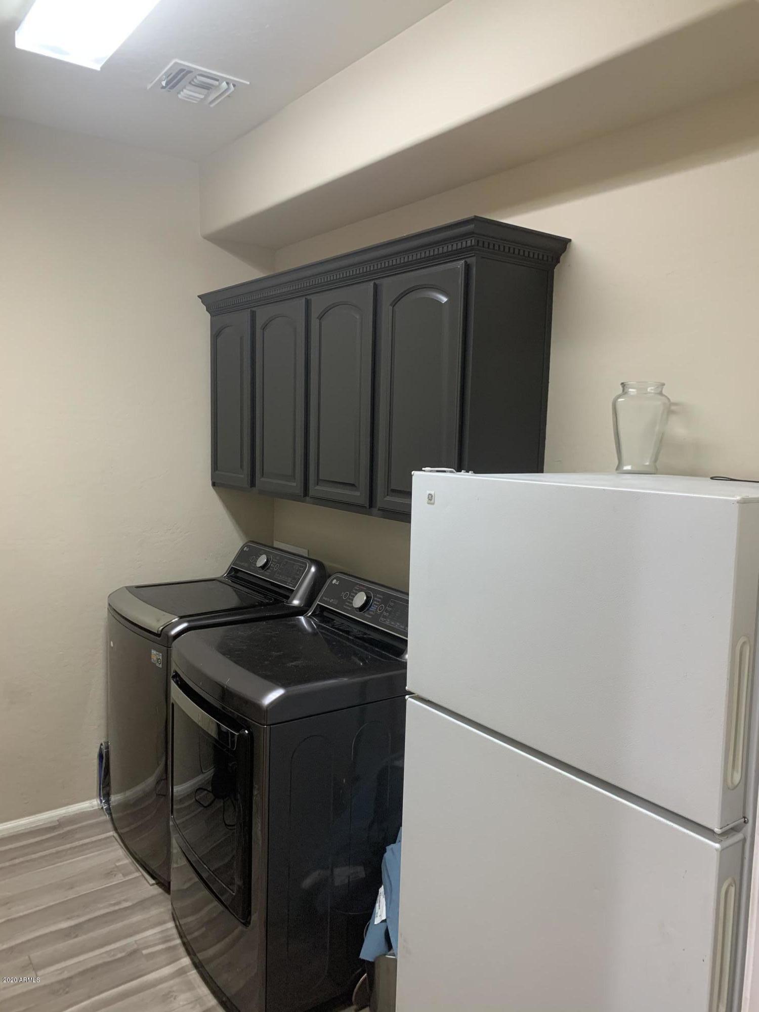2530 East Ridge Creek Road Phoenix, AZ 85024 - Photo 16 of 53 laundryroom pic
