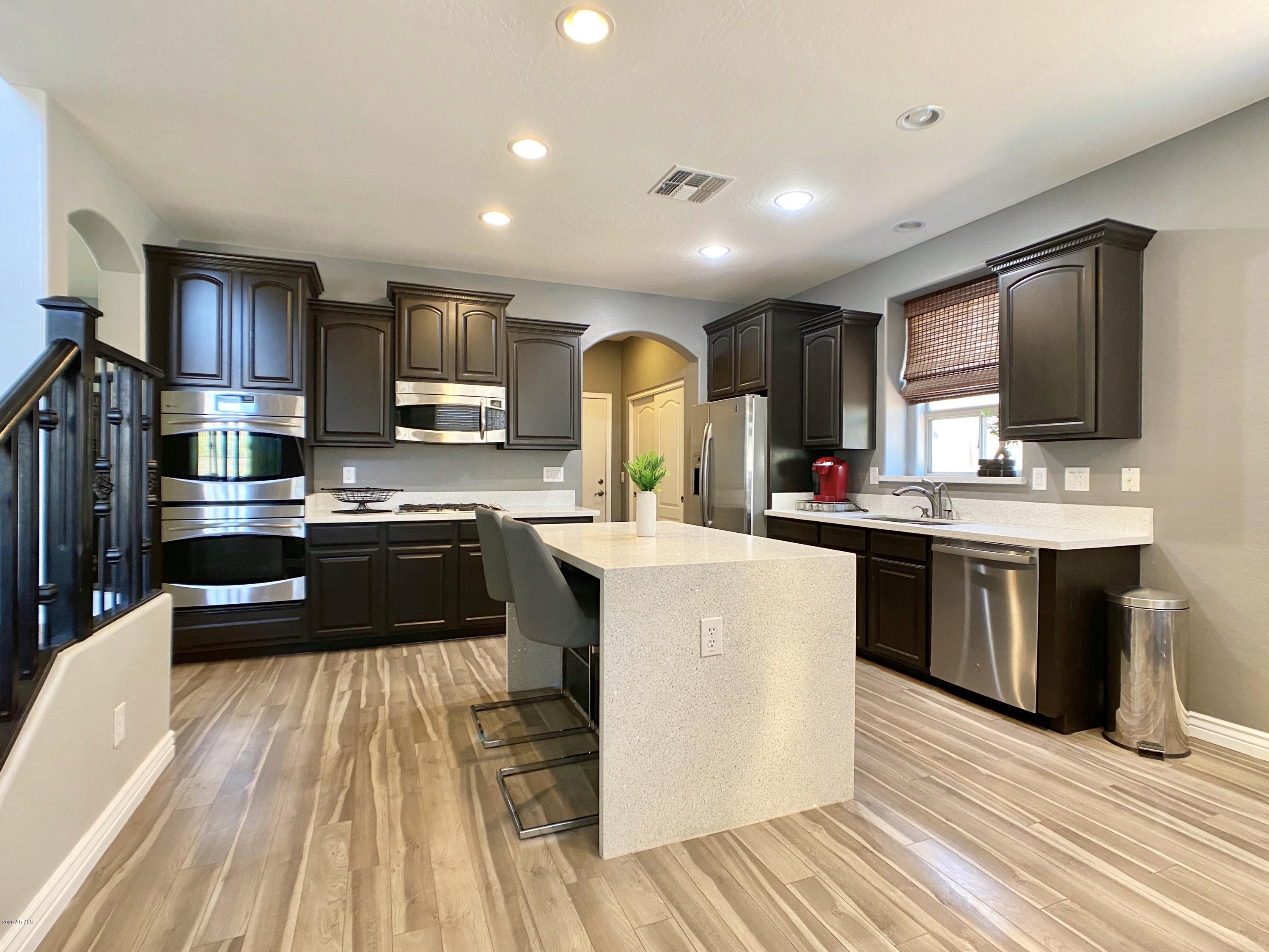 2530 East Ridge Creek Road Phoenix, AZ 85024 - Photo 6 of 53 IMG_4412